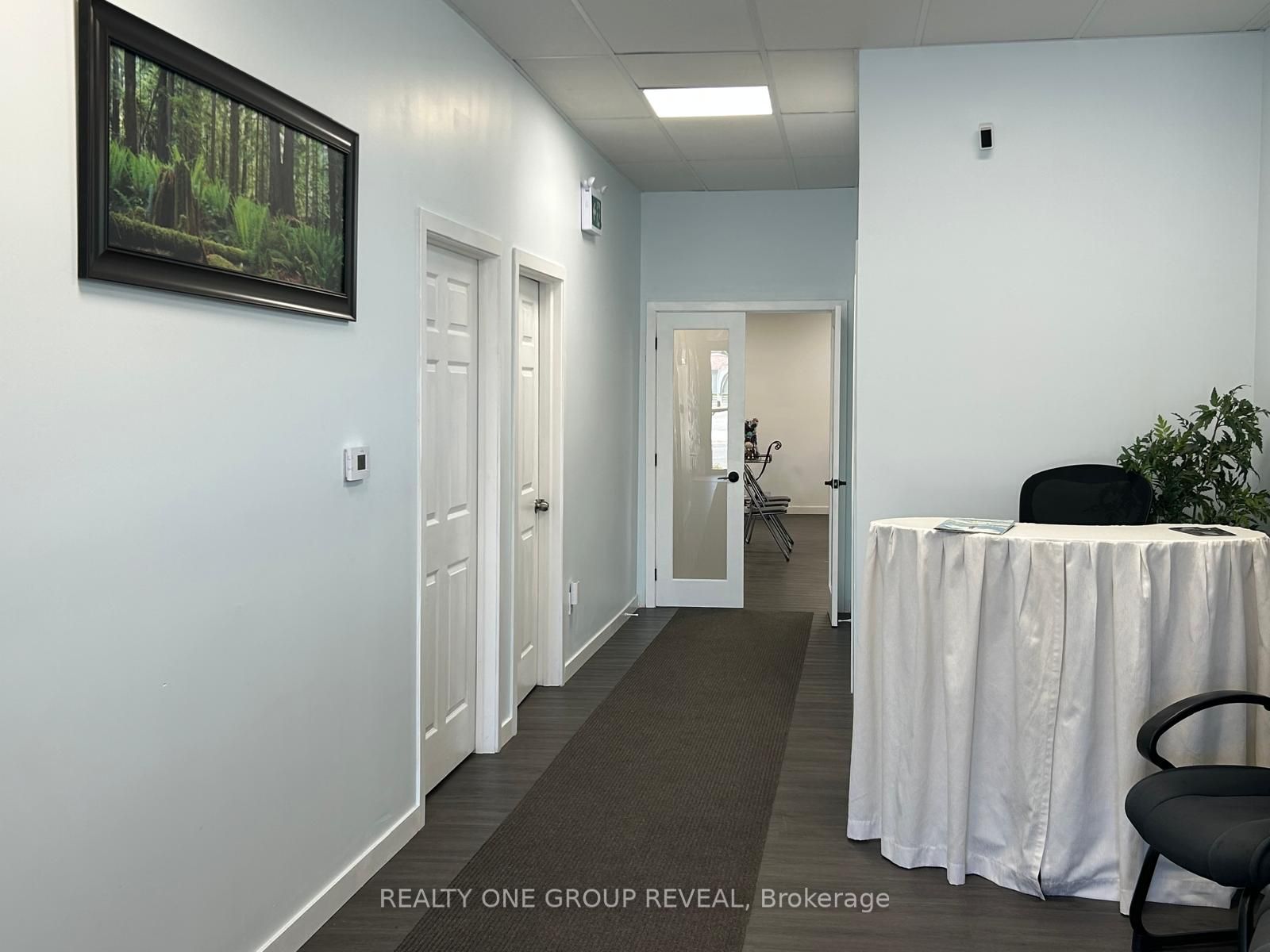 524 Simcoe Street S Property Photo 6