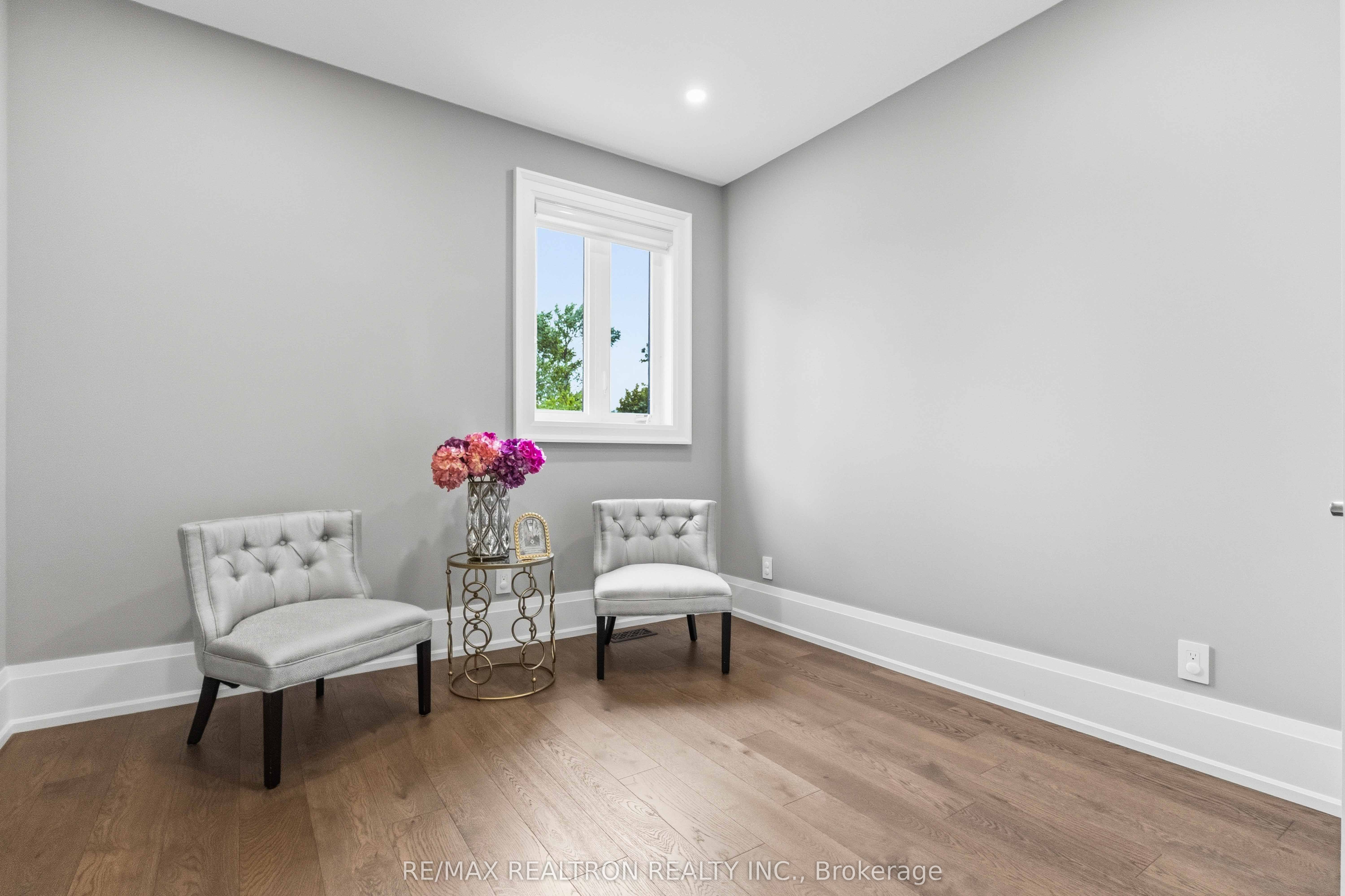 809 Fairview Avenue Property Photo 32