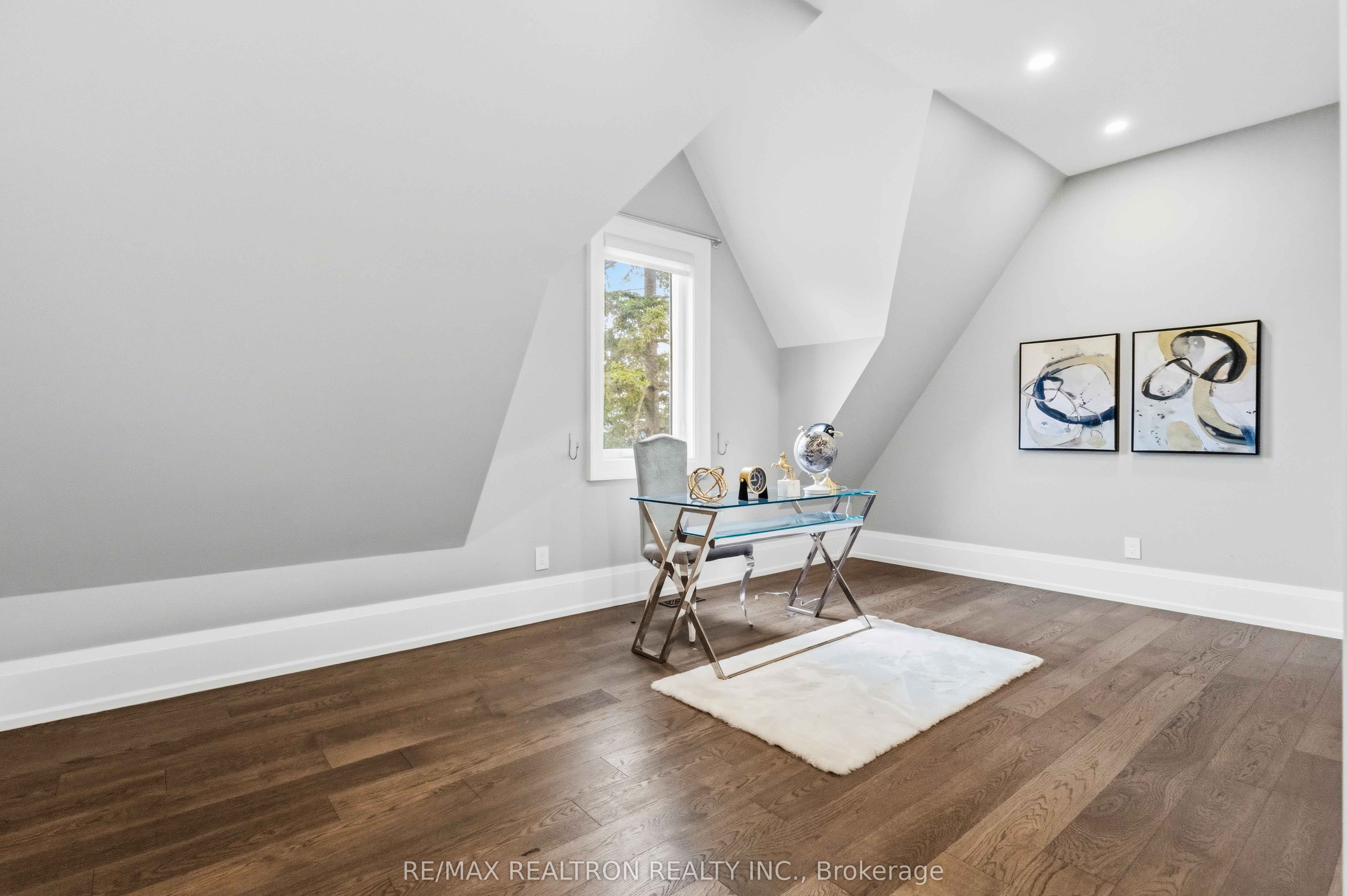 809 Fairview Avenue Property Photo 33