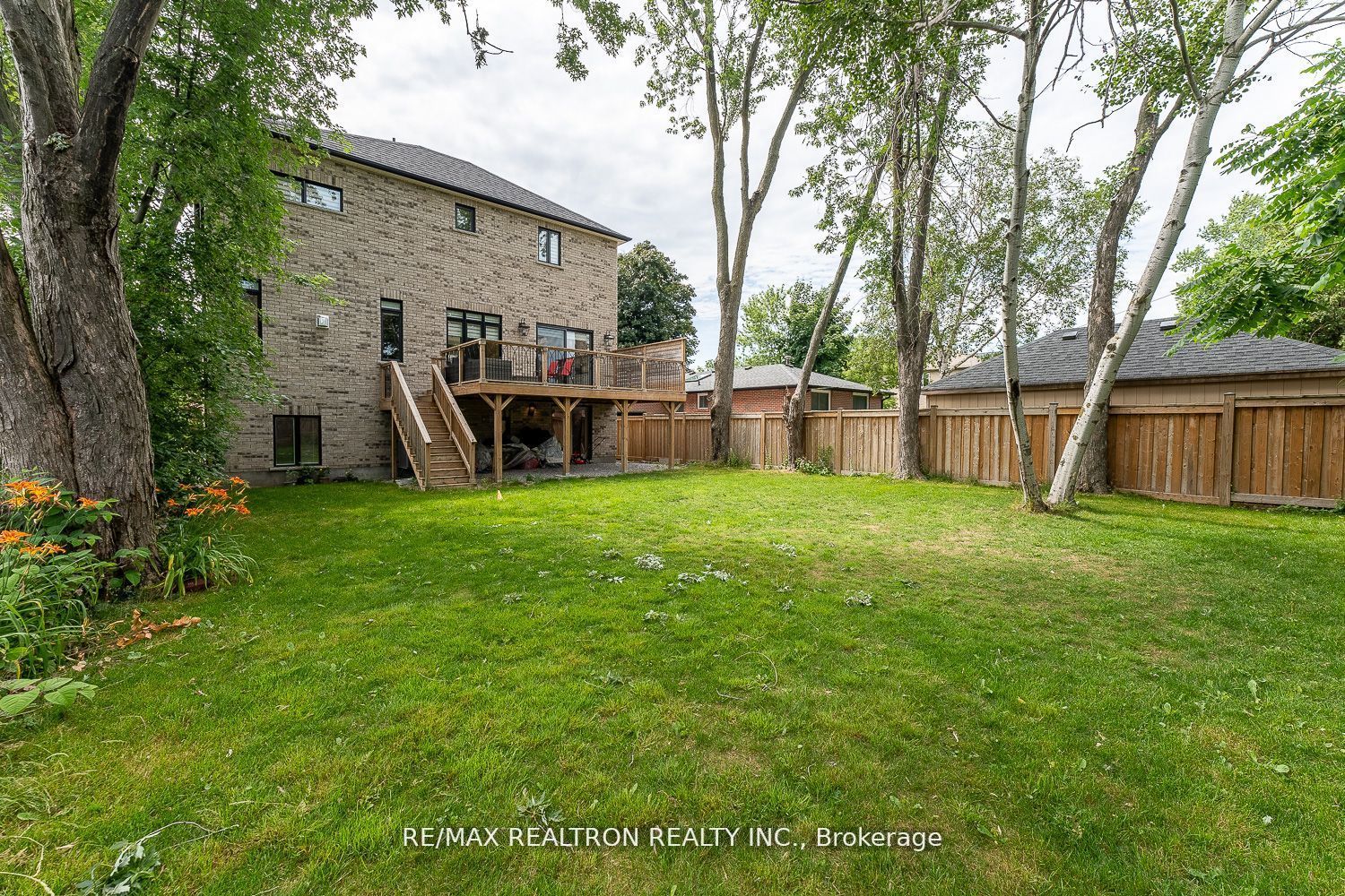 809 Fairview Avenue Property Photo 45