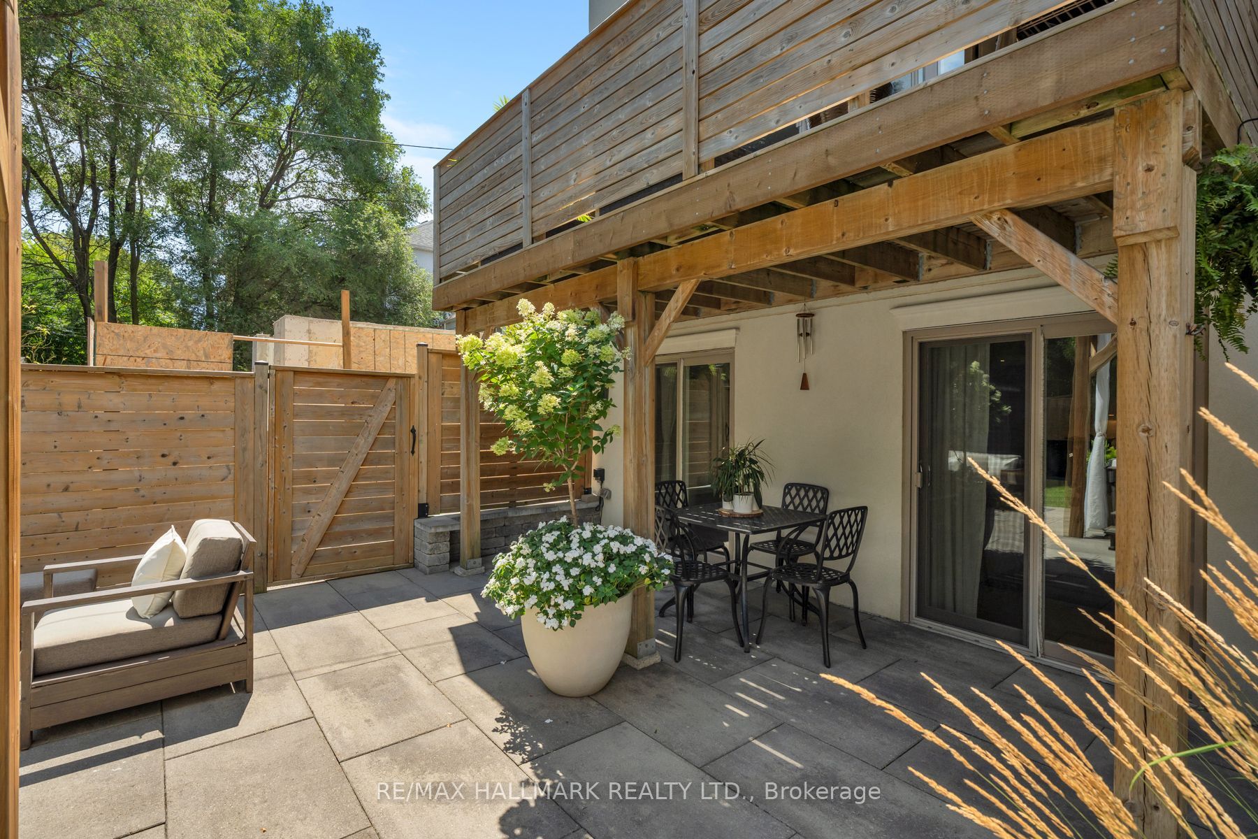 77 Leroy Avenue Property Photo 49