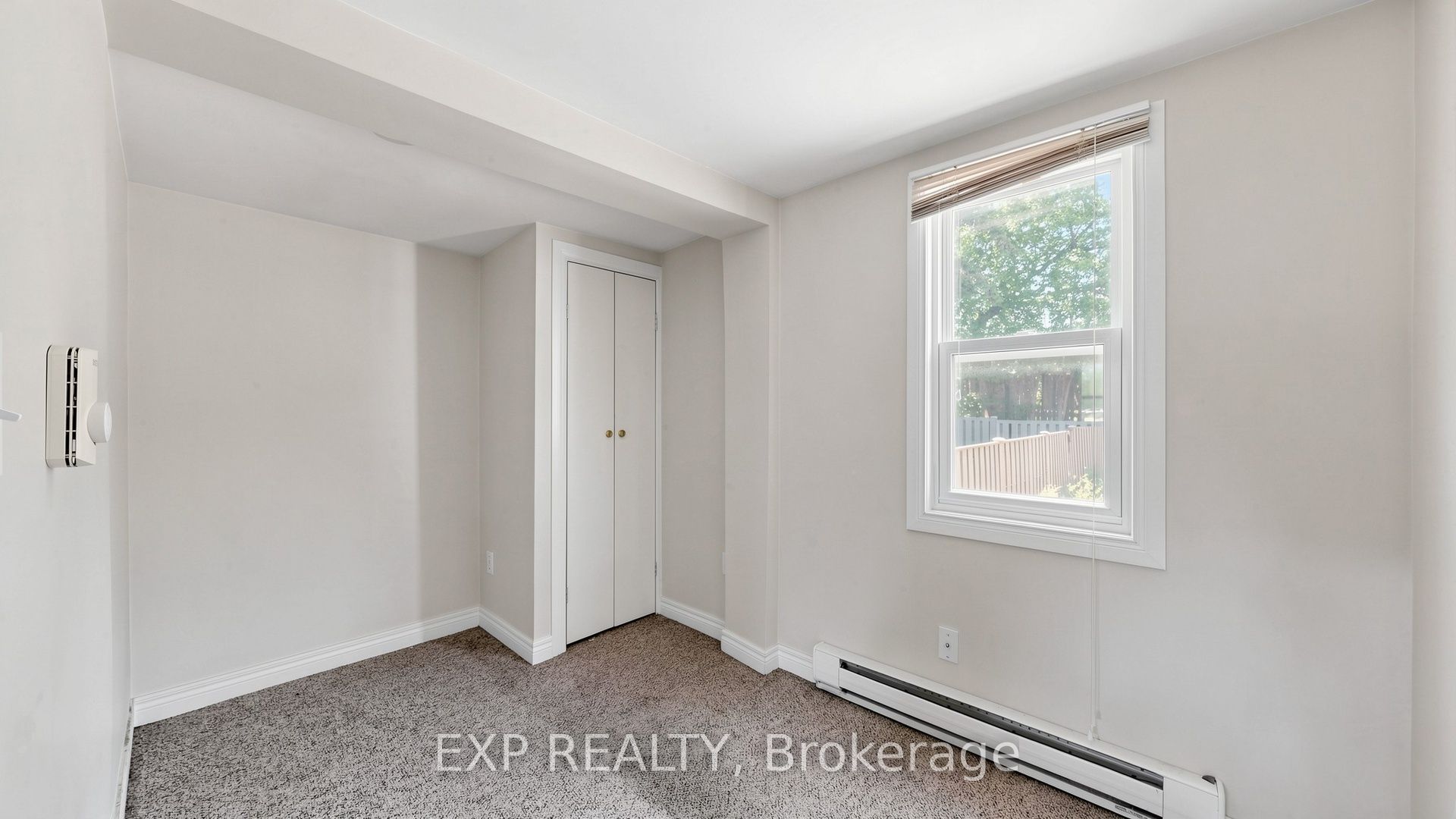 546 Park Road S Property Photo 28