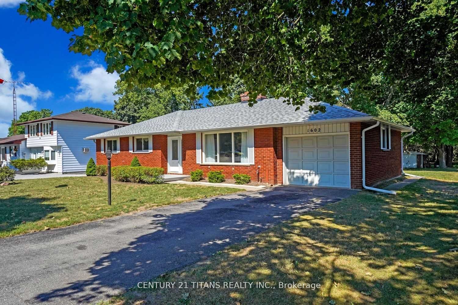 1602 Hwy 2 N Property Photo 1