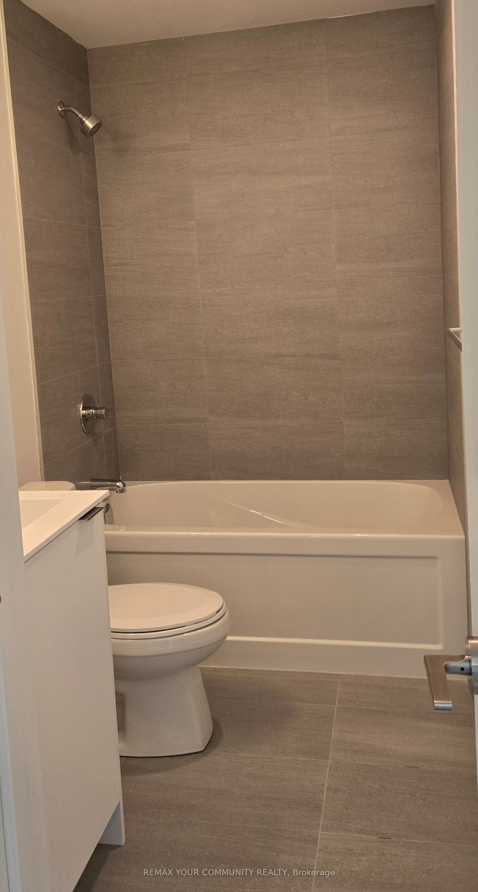 20 Deans Drive 511 Property Photo 15