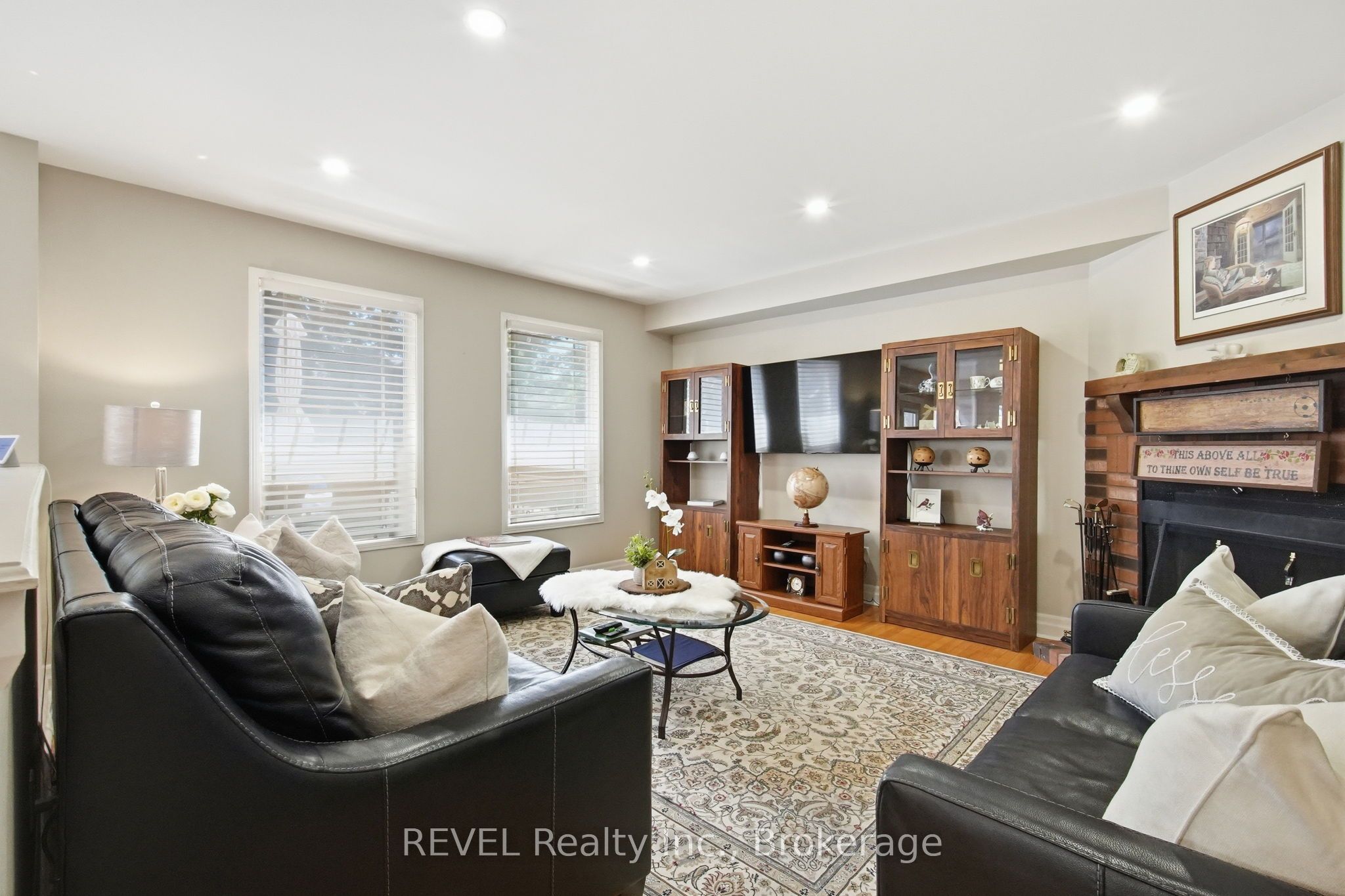 29 Stratton Crescent Property Photo 10
