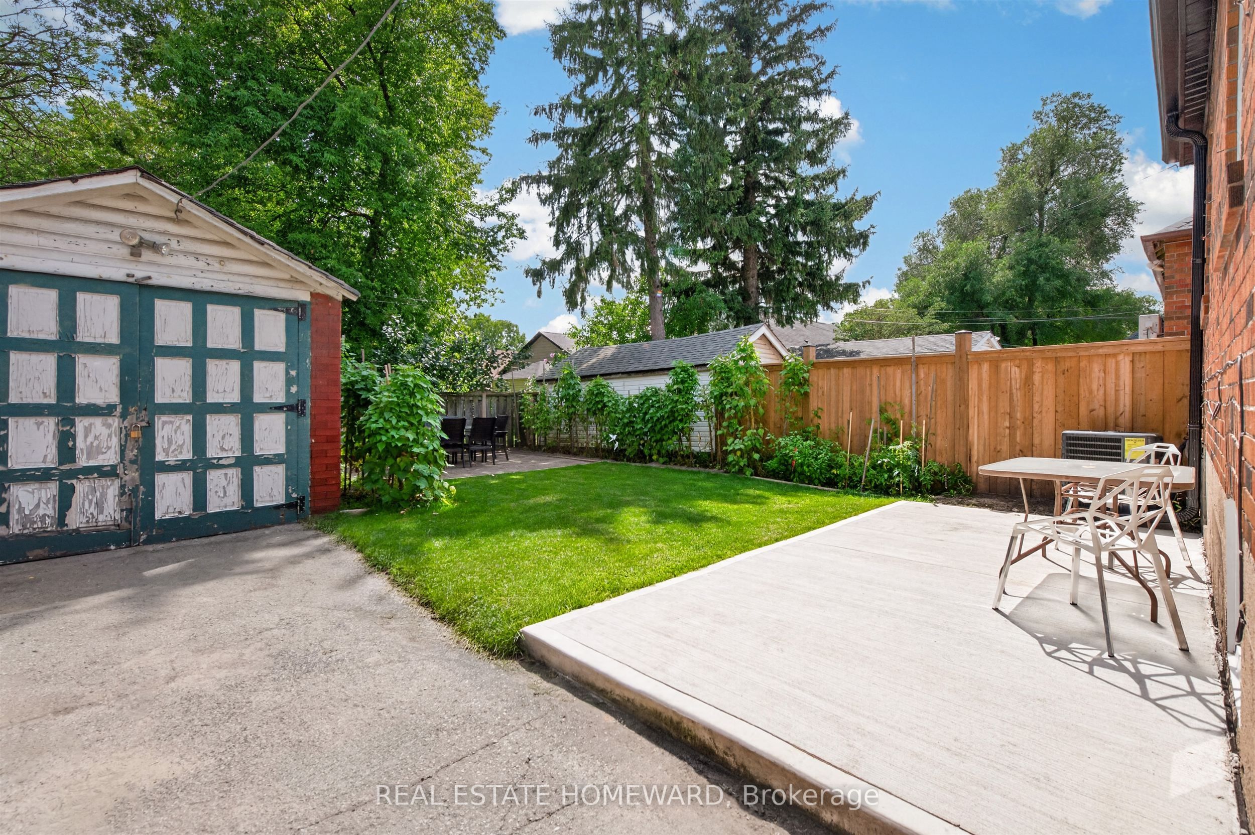 413 O'connor Drive Property Photo 24