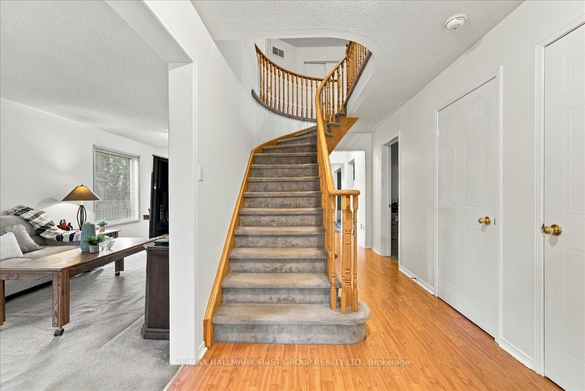 989 Deer Valley Drive Property Photo 7