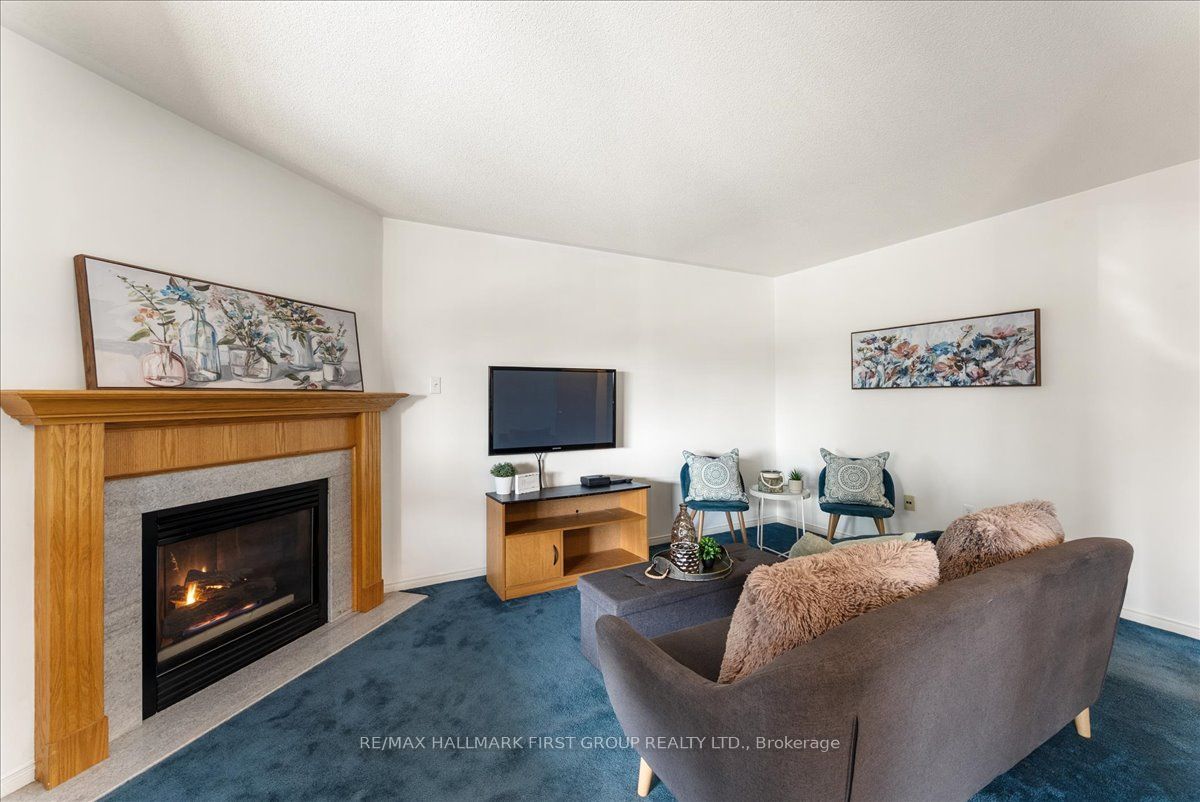 989 Deer Valley Drive Property Photo 14