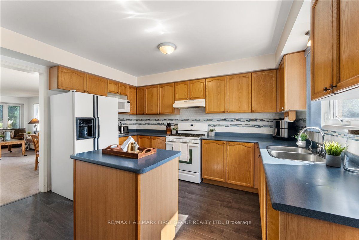 989 Deer Valley Drive Property Photo 14