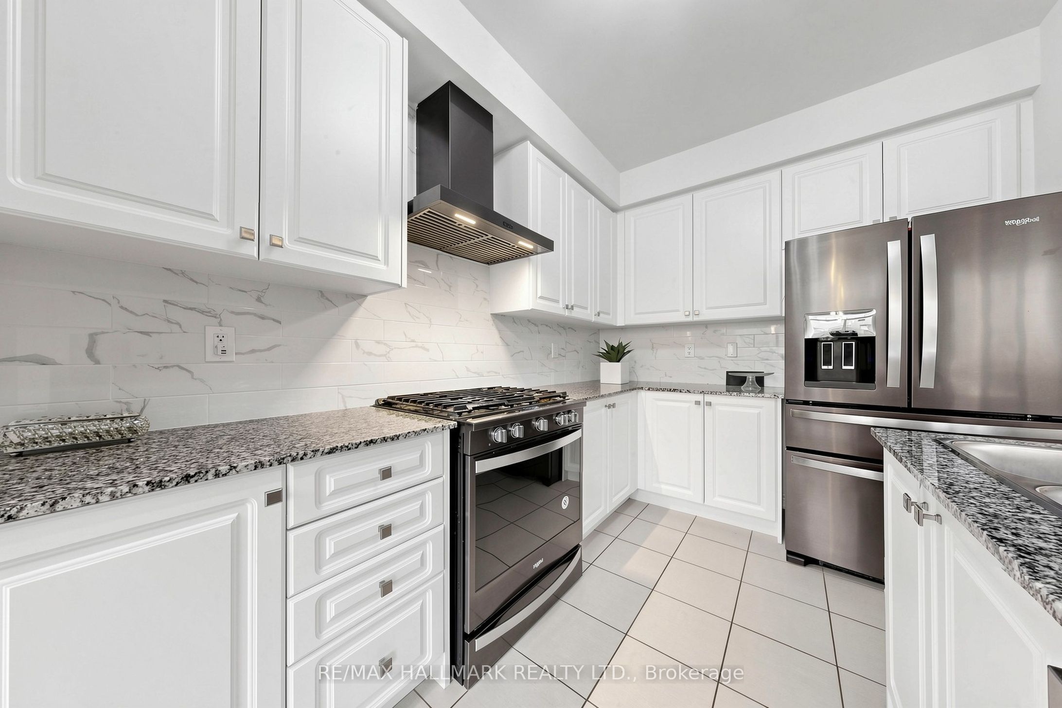 19 Conarty Crescent Property Photo 16