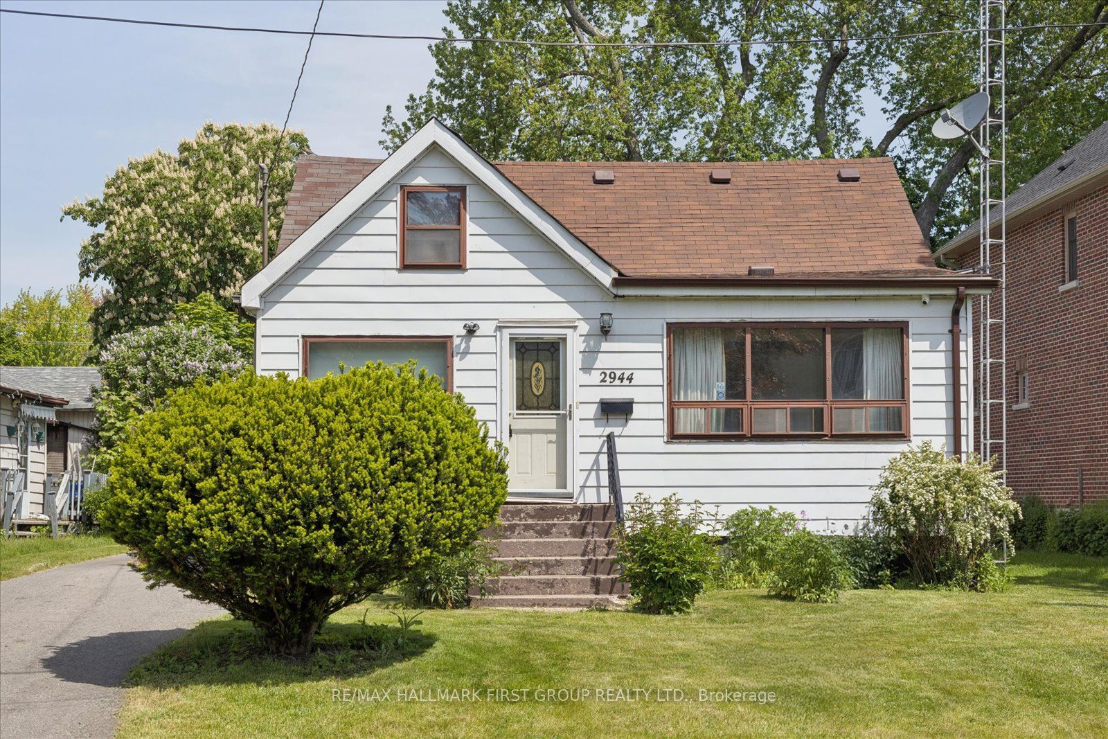 2944 Ebony Street Property Photo 1
