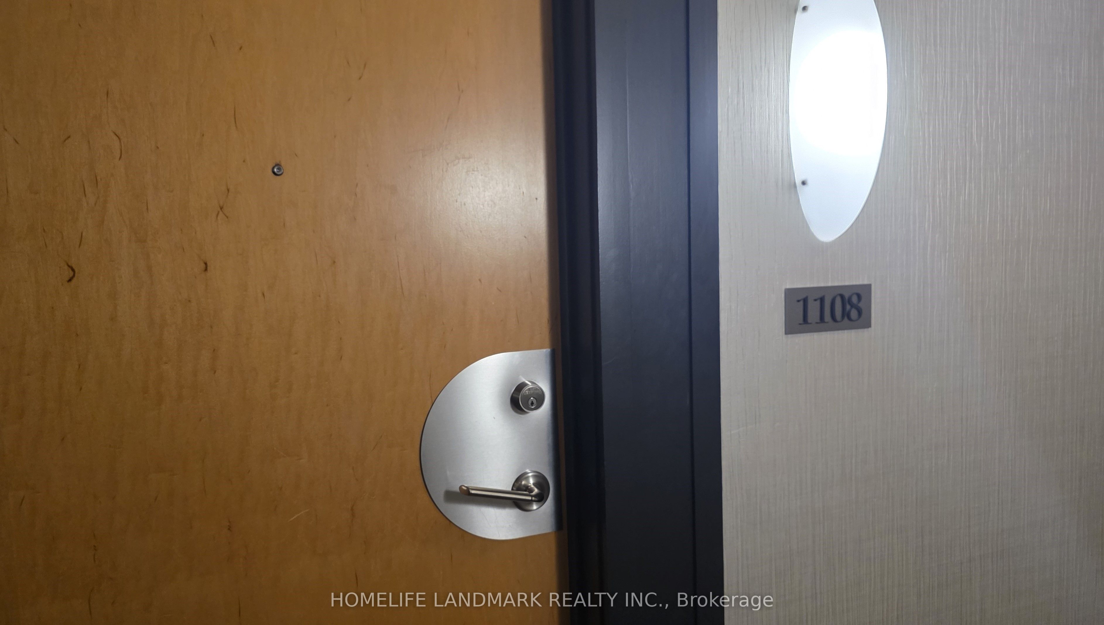 E13692790 Property Photo 17