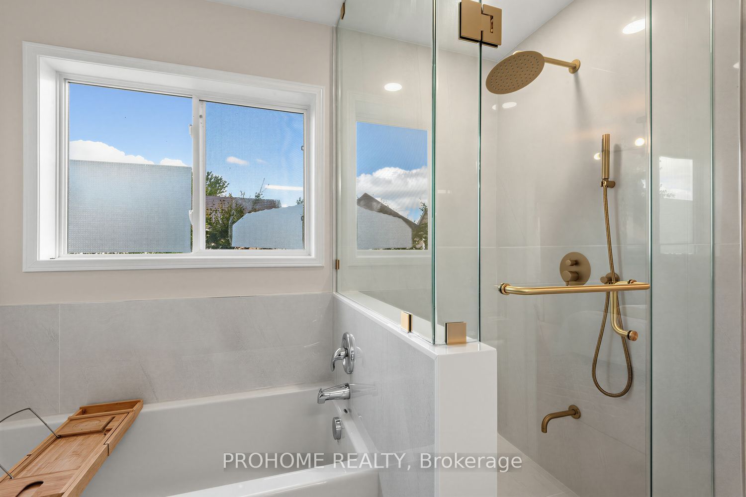 78 Ashbury Boulevard Property Photo 19
