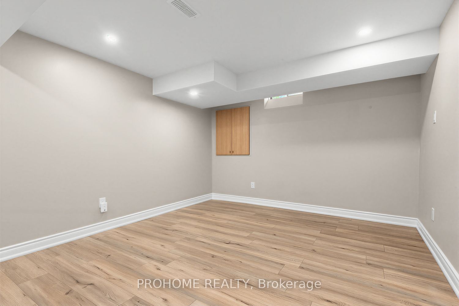 78 Ashbury Boulevard Property Photo 27
