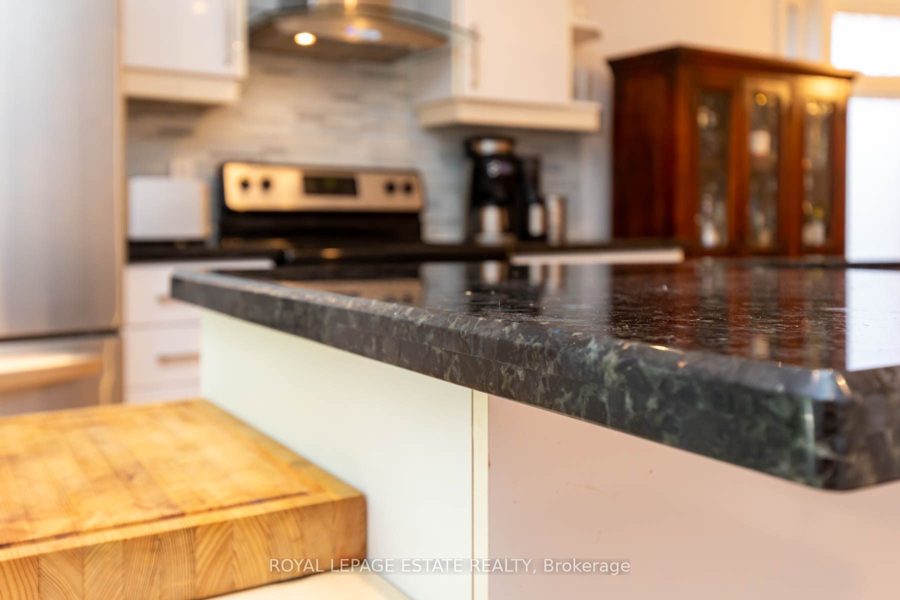 48 Bloomfield Avenue Property Photo 11