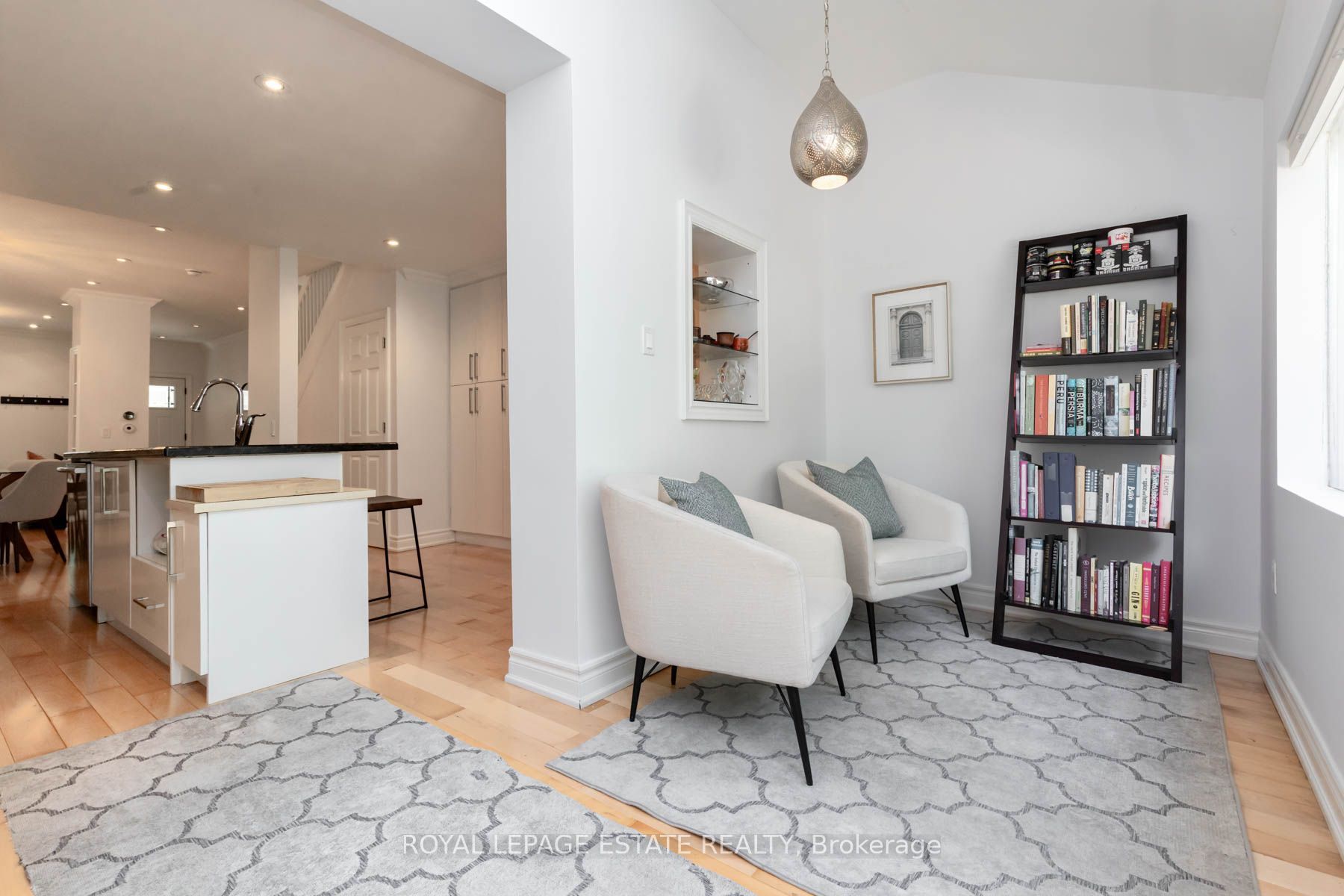 48 Bloomfield Avenue Property Photo 15