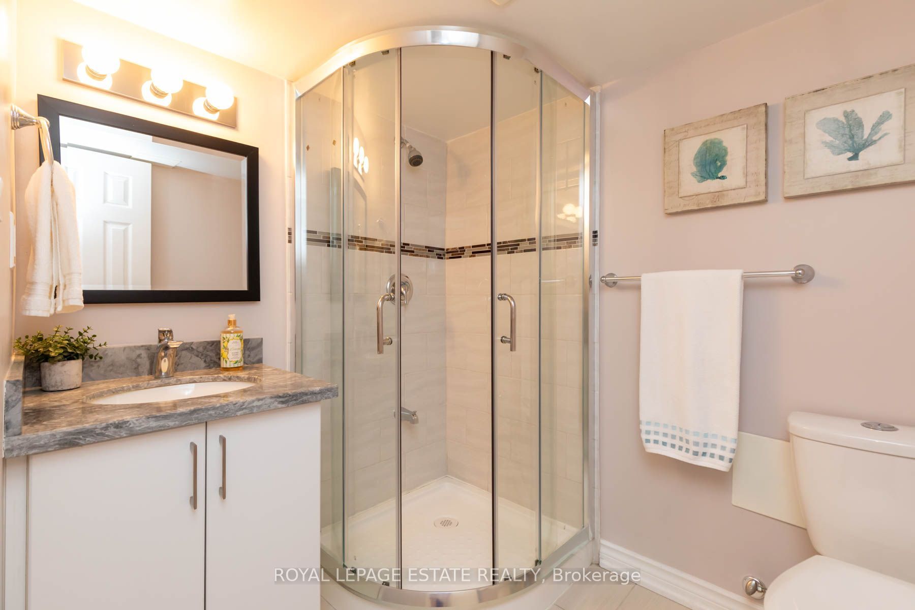 48 Bloomfield Avenue Property Photo 31