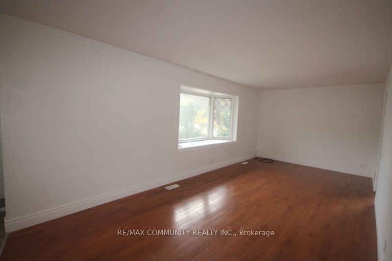 64 Admiral Road Property Photo 7