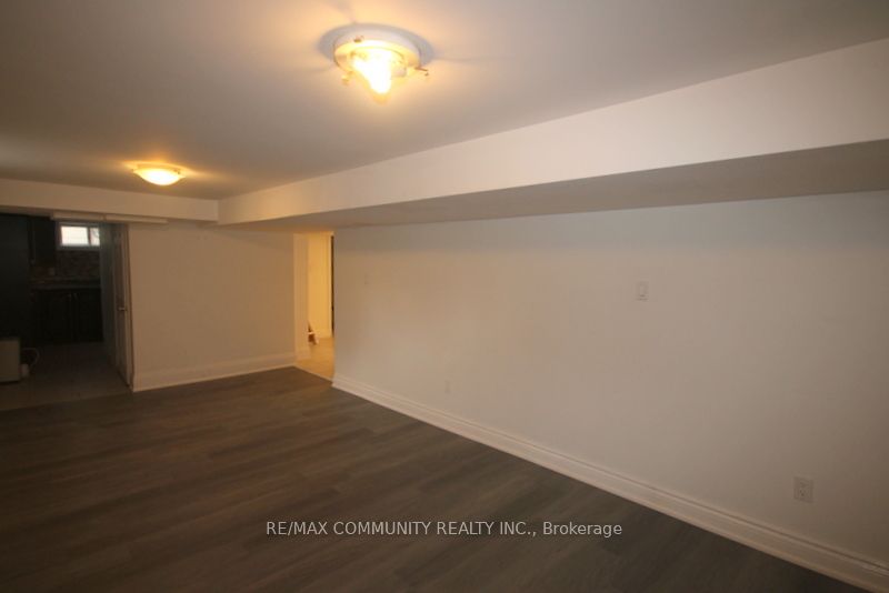 64 Admiral Road Property Photo 15