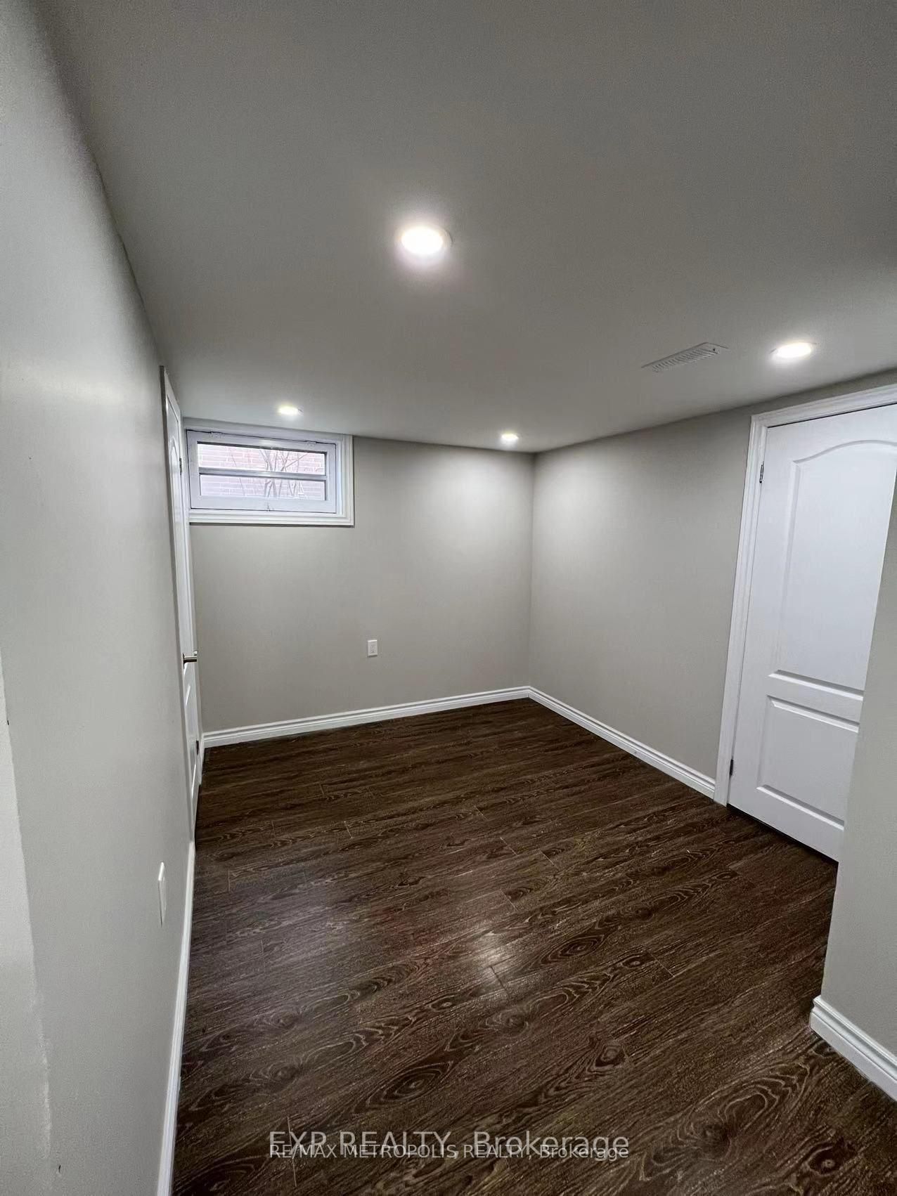 6 Mid Pines Road Bsmt Property Photo 5