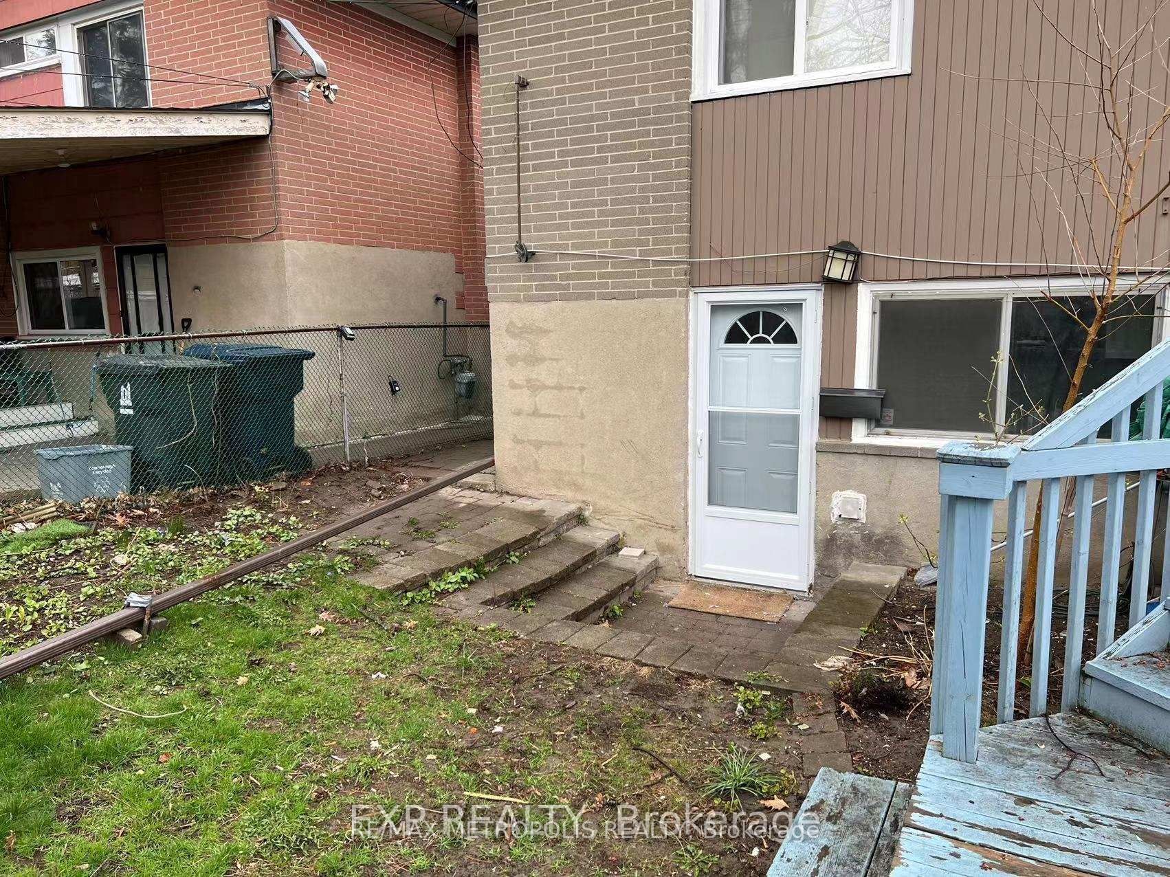 6 Mid Pines Road Bsmt Property Photo 15