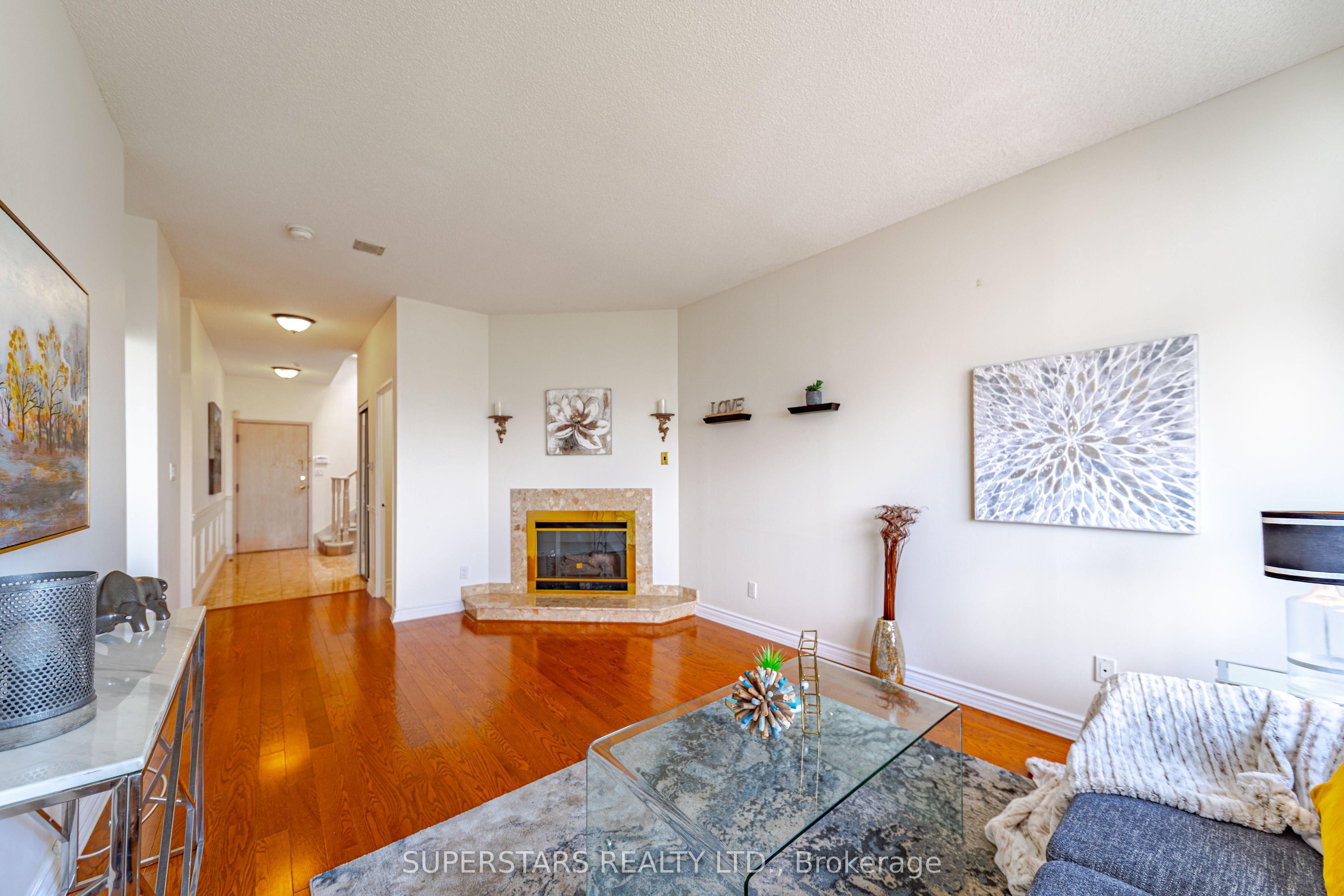 20 Guildwood Parkway Ph14 Property Photo 25