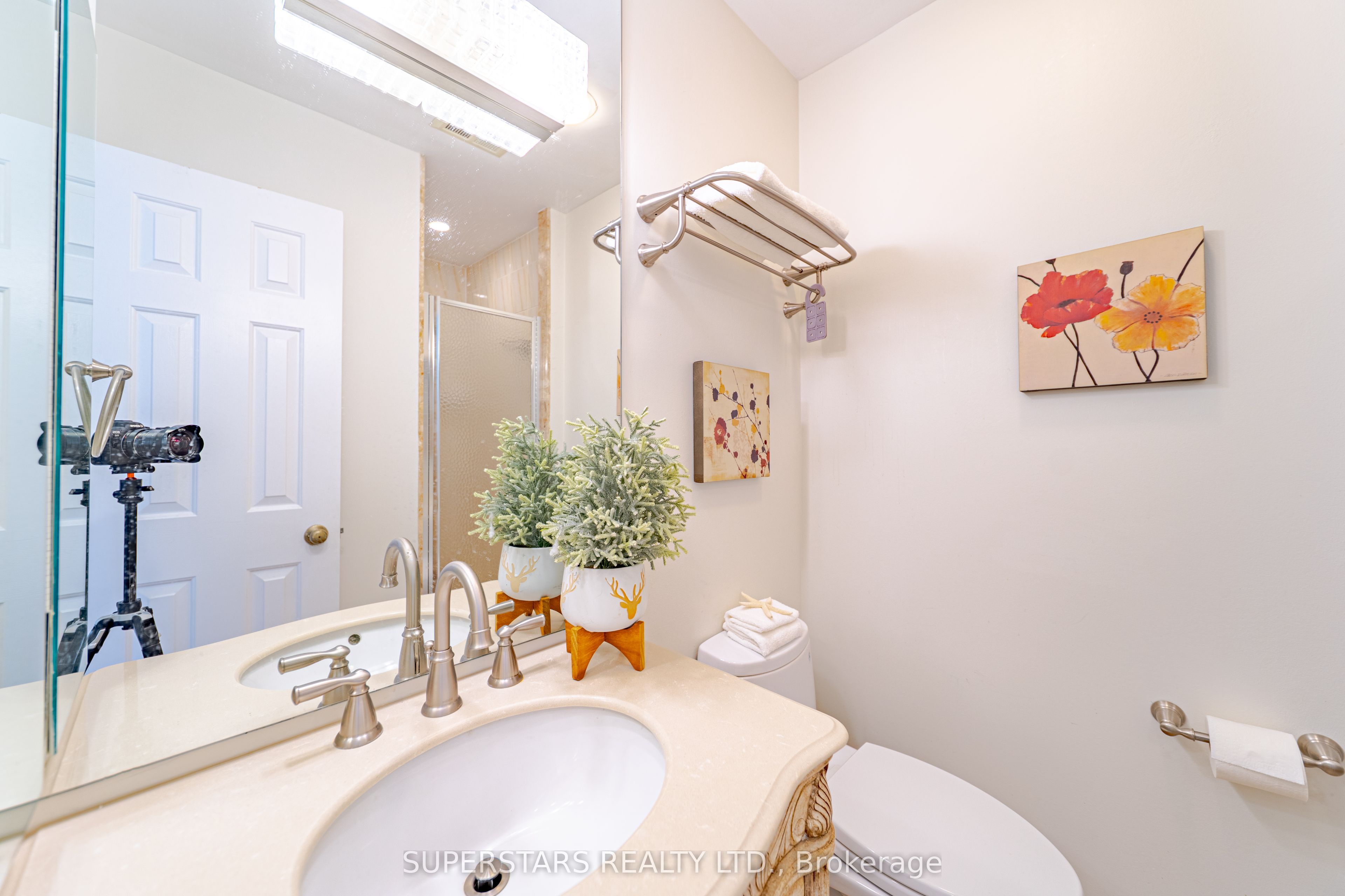 20 Guildwood Parkway Ph14 Property Photo 27