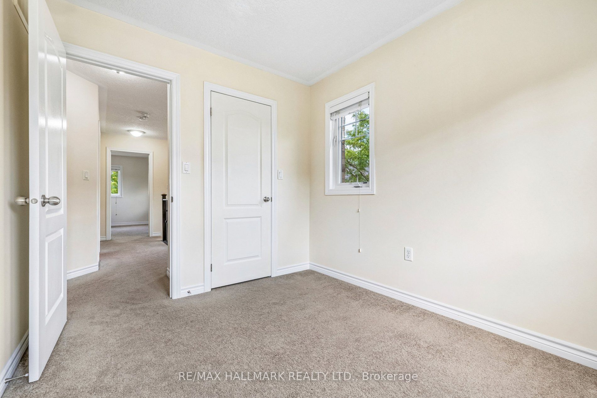 24 Markham Trail Property Photo 18