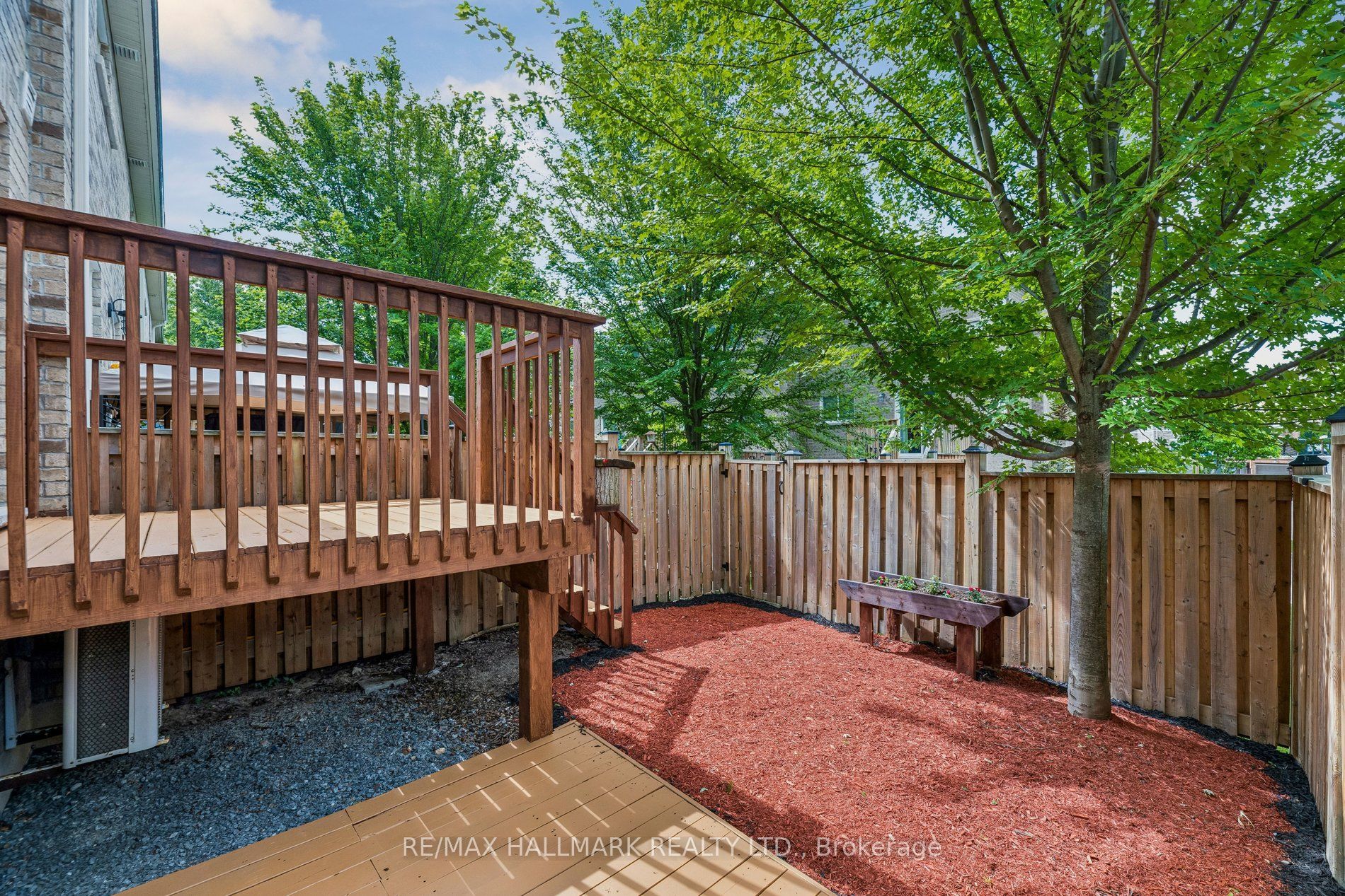 24 Markham Trail Property Photo 28
