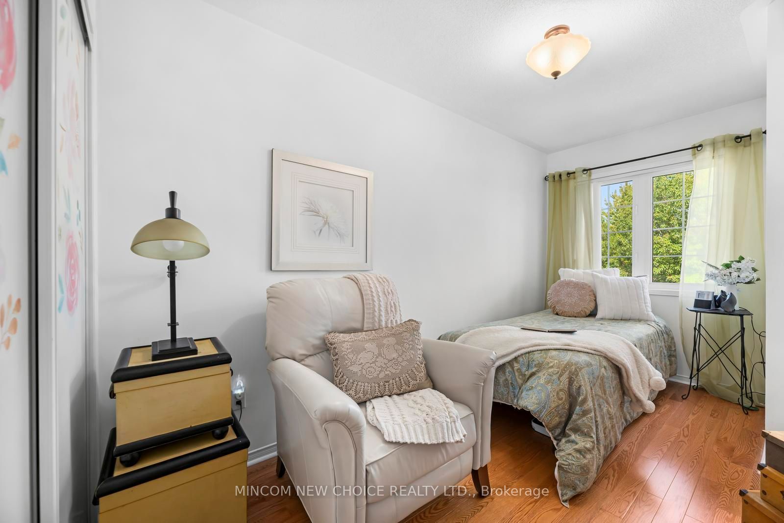 22 Oakins Lane Property Photo 18