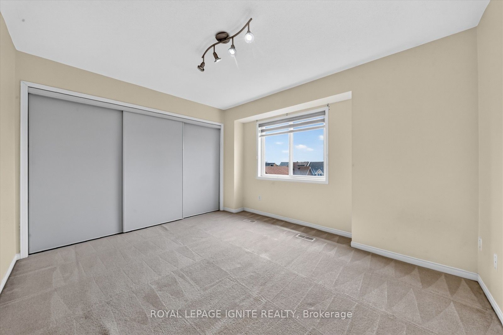 72 Oakins Lane Property Photo 20