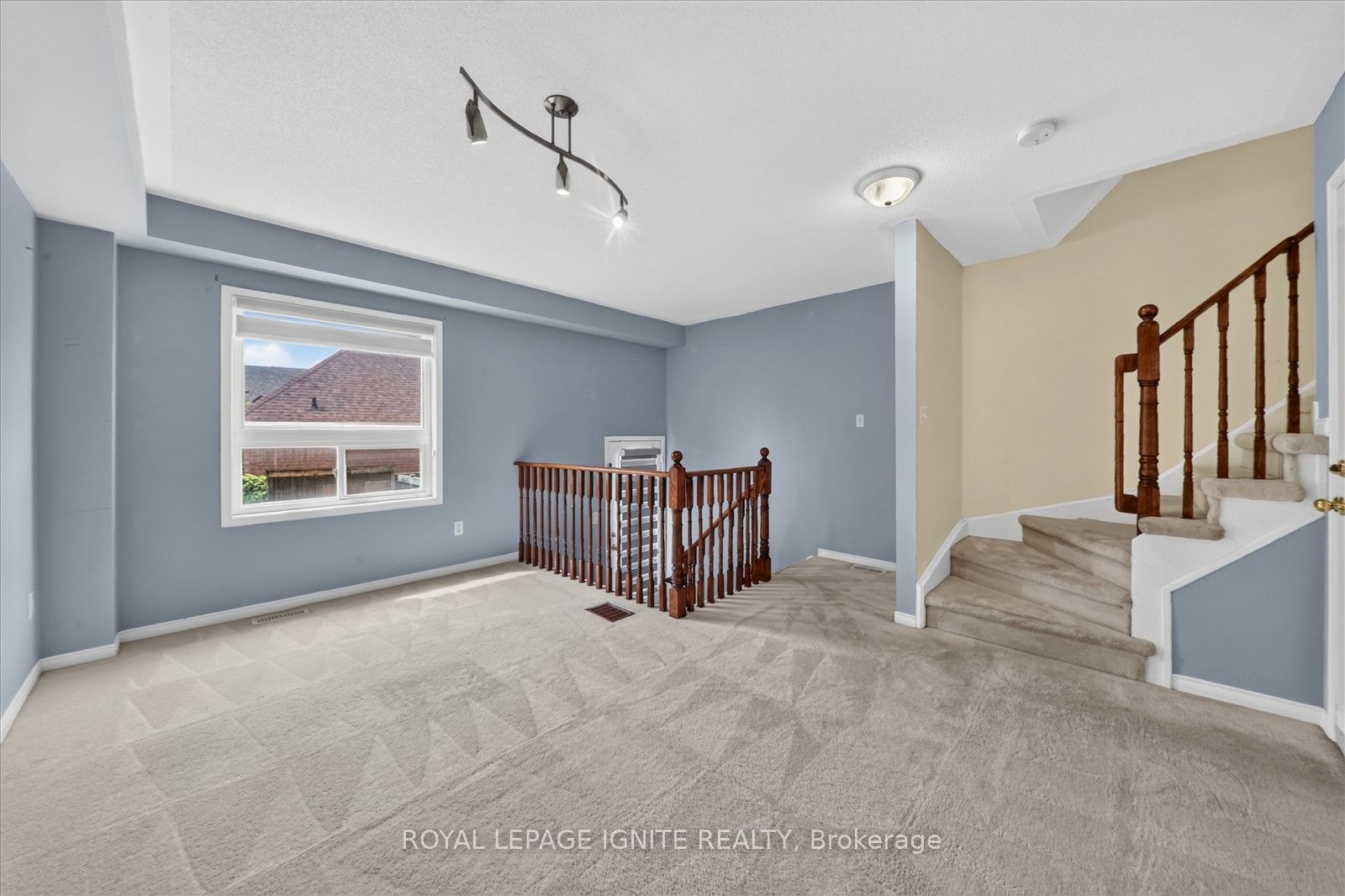 72 Oakins Lane Property Photo 25