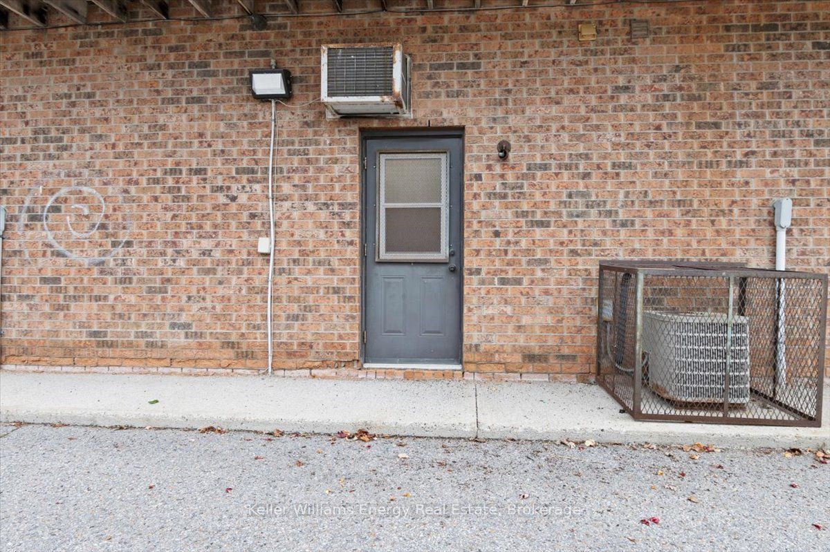 50 Water Street Property Photo 11