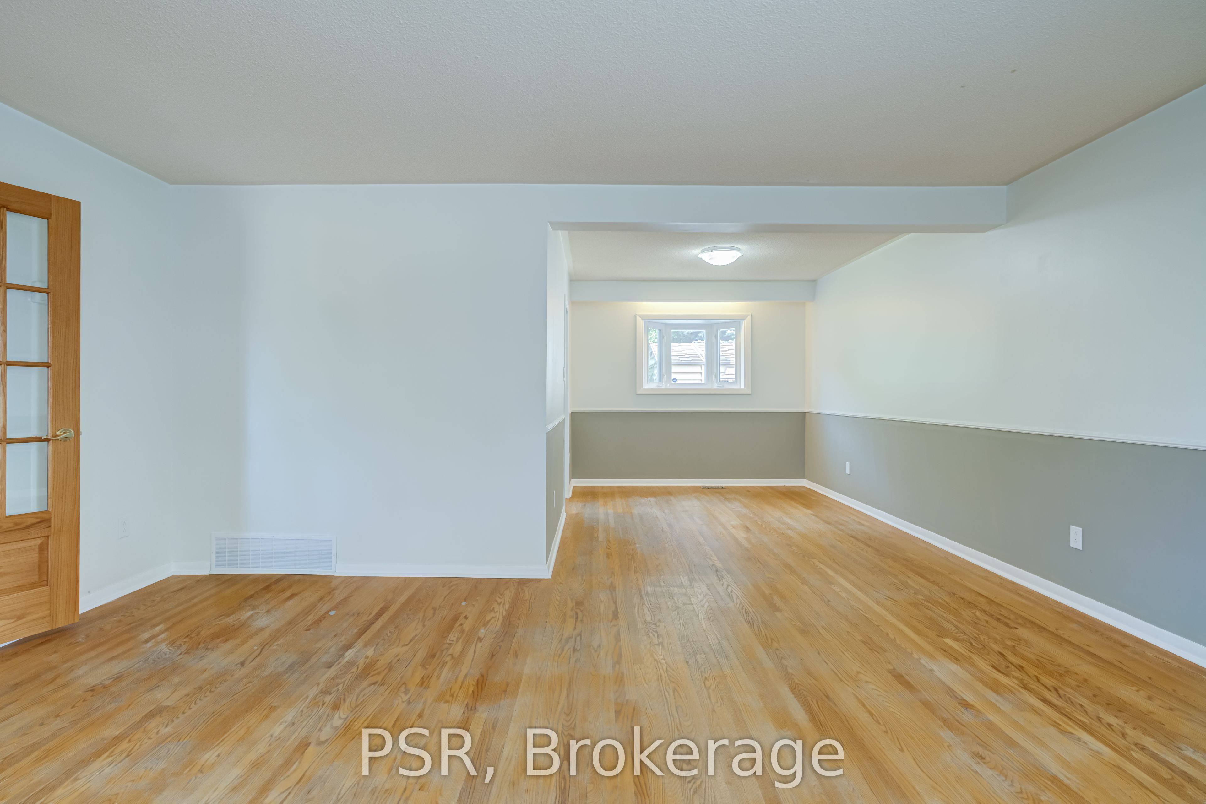 375 Inverness Drive Property Photo 6