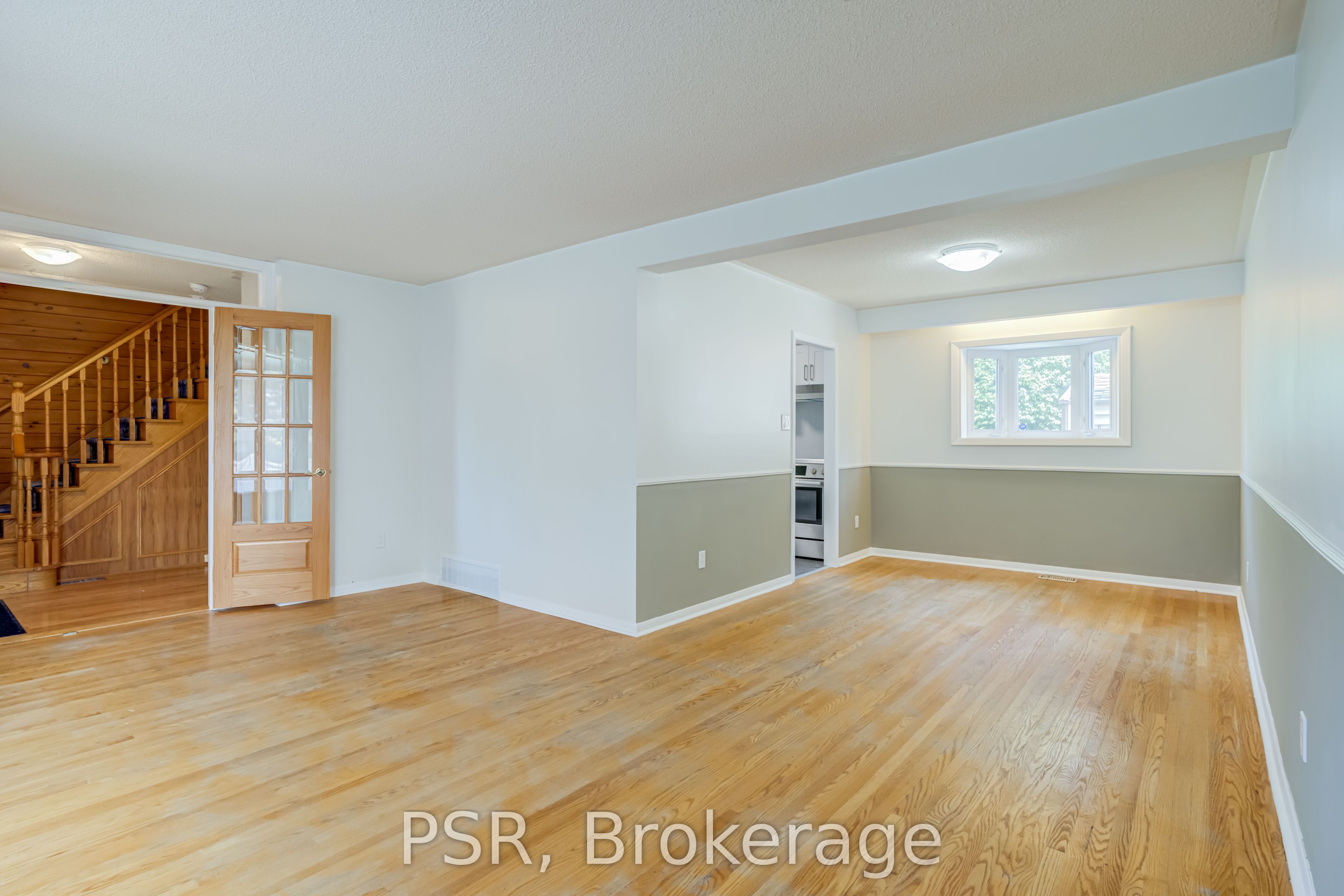 375 Inverness Drive Property Photo 8