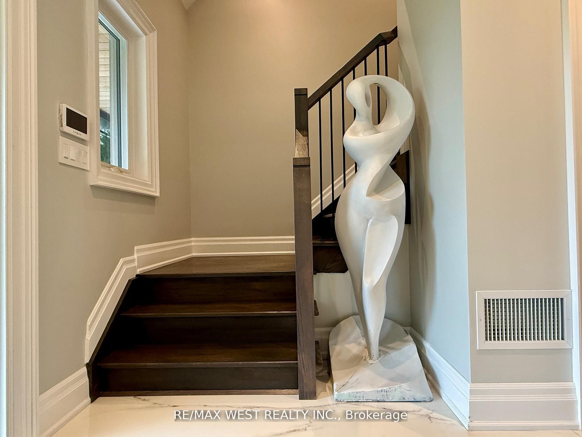 18 Windy Ridge Drive Property Photo 8