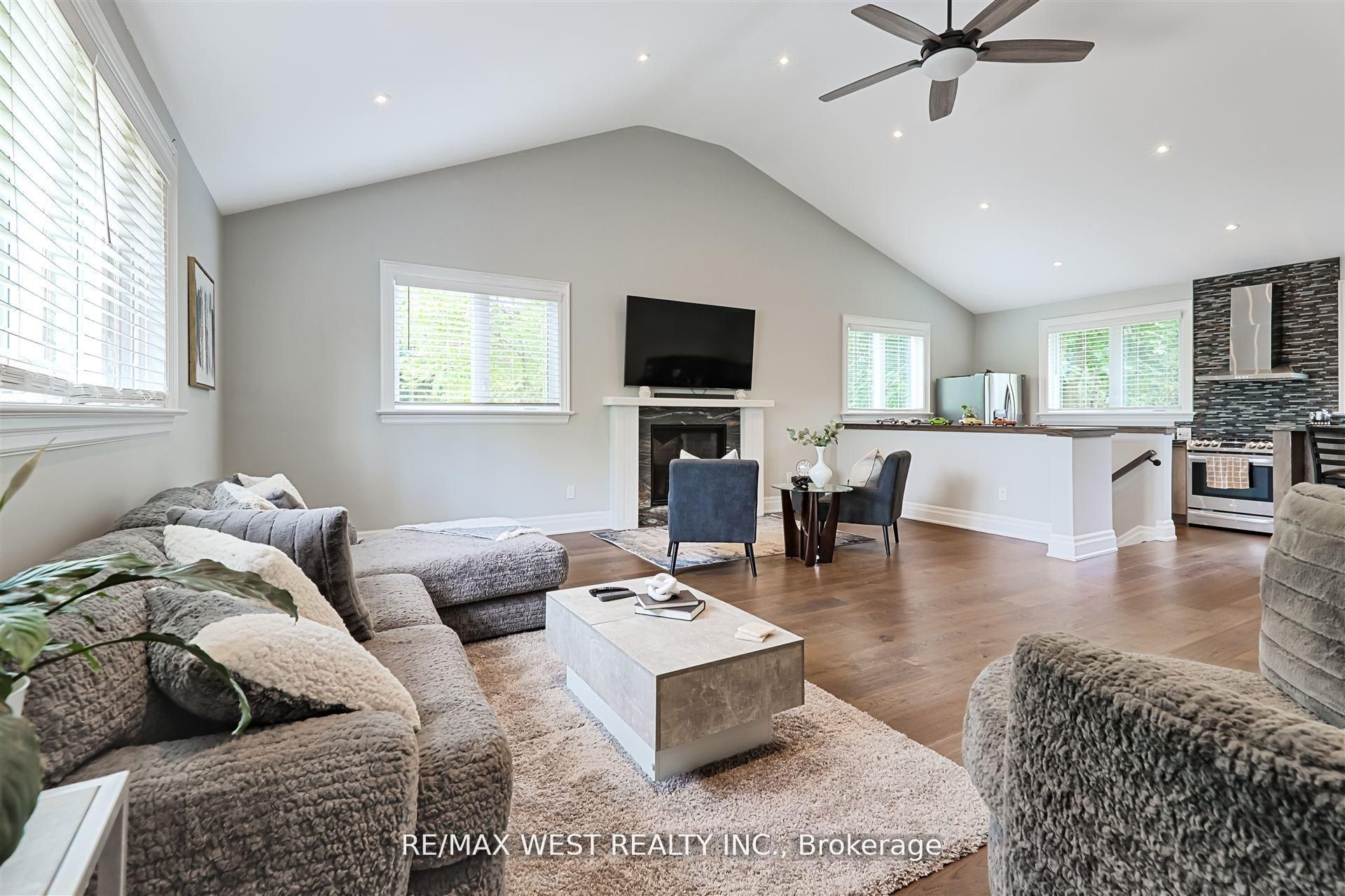 18 Windy Ridge Drive Property Photo 11