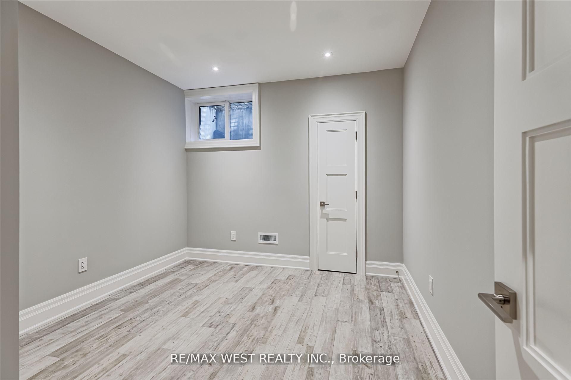18 Windy Ridge Drive Property Photo 29