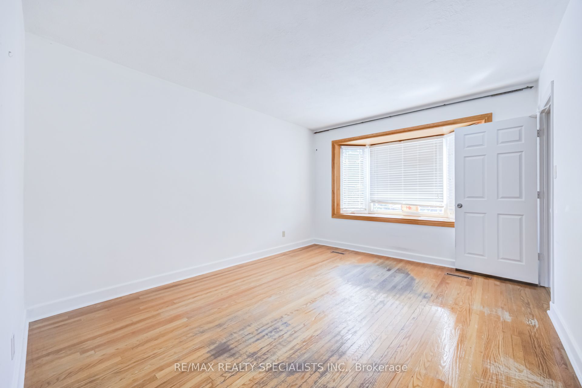 47 Singleton Road Property Photo 9