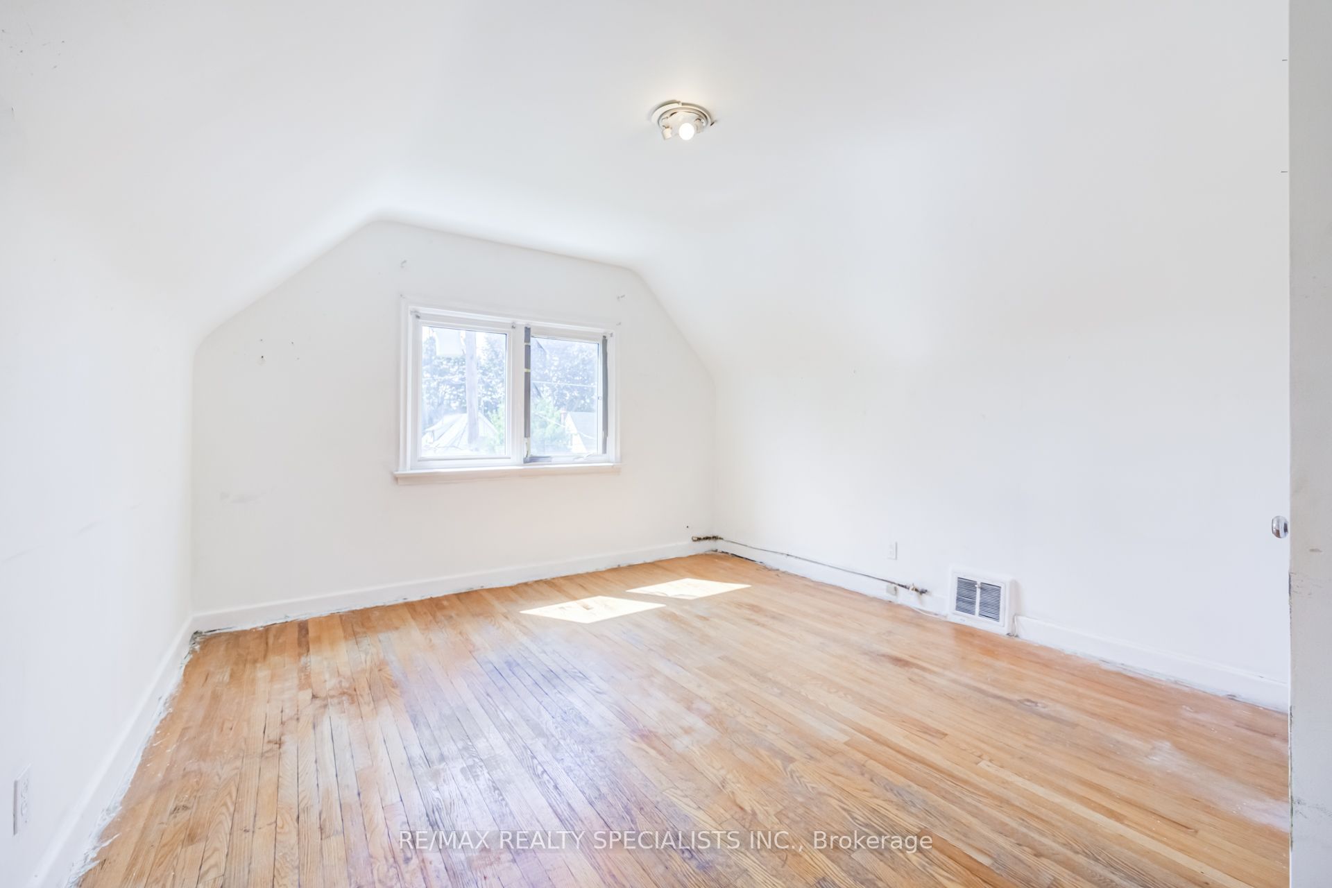 47 Singleton Road Property Photo 24