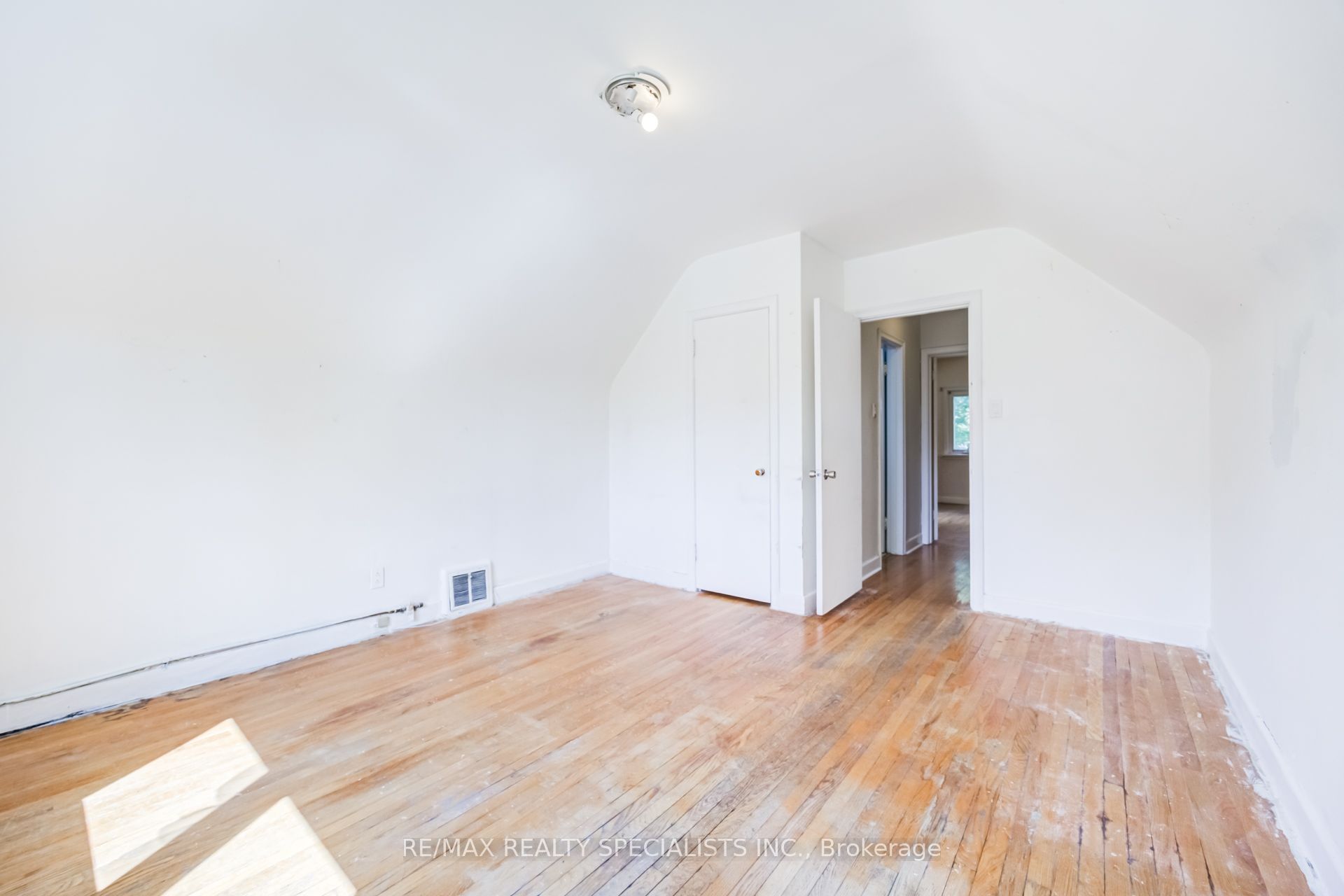 47 Singleton Road Property Photo 26