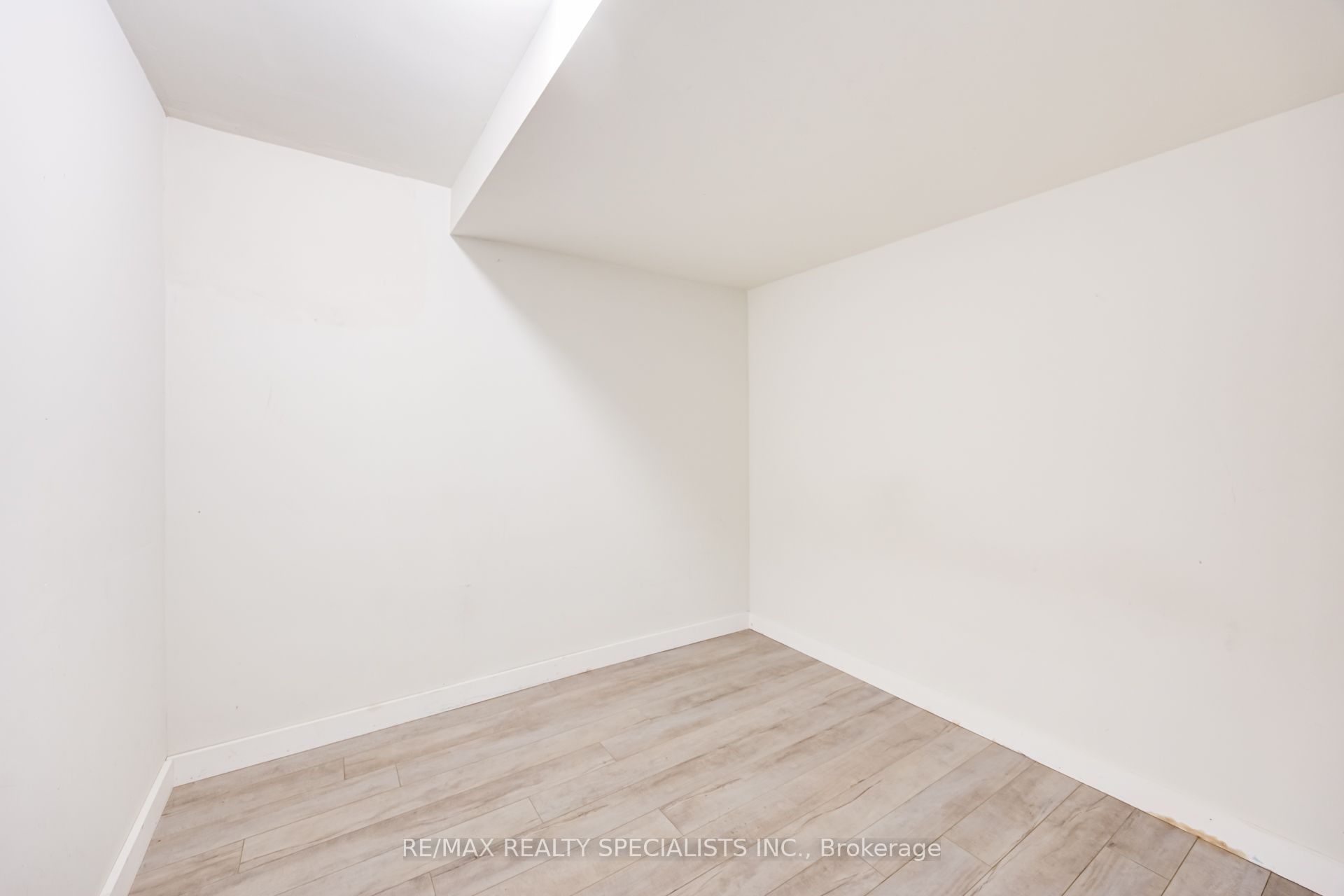 47 Singleton Road Property Photo 32