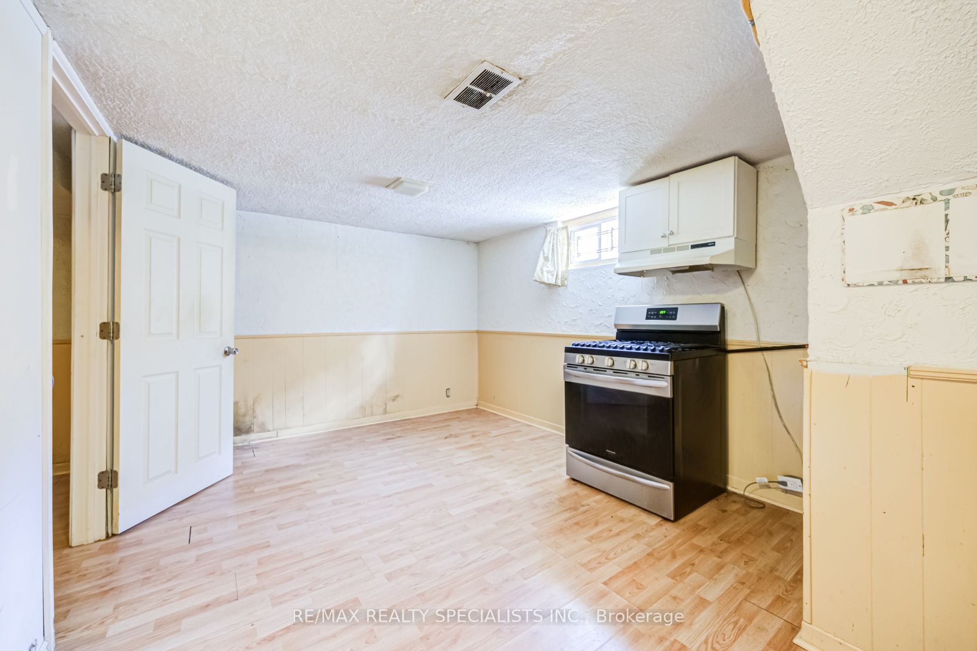 47 Singleton Road Property Photo 34
