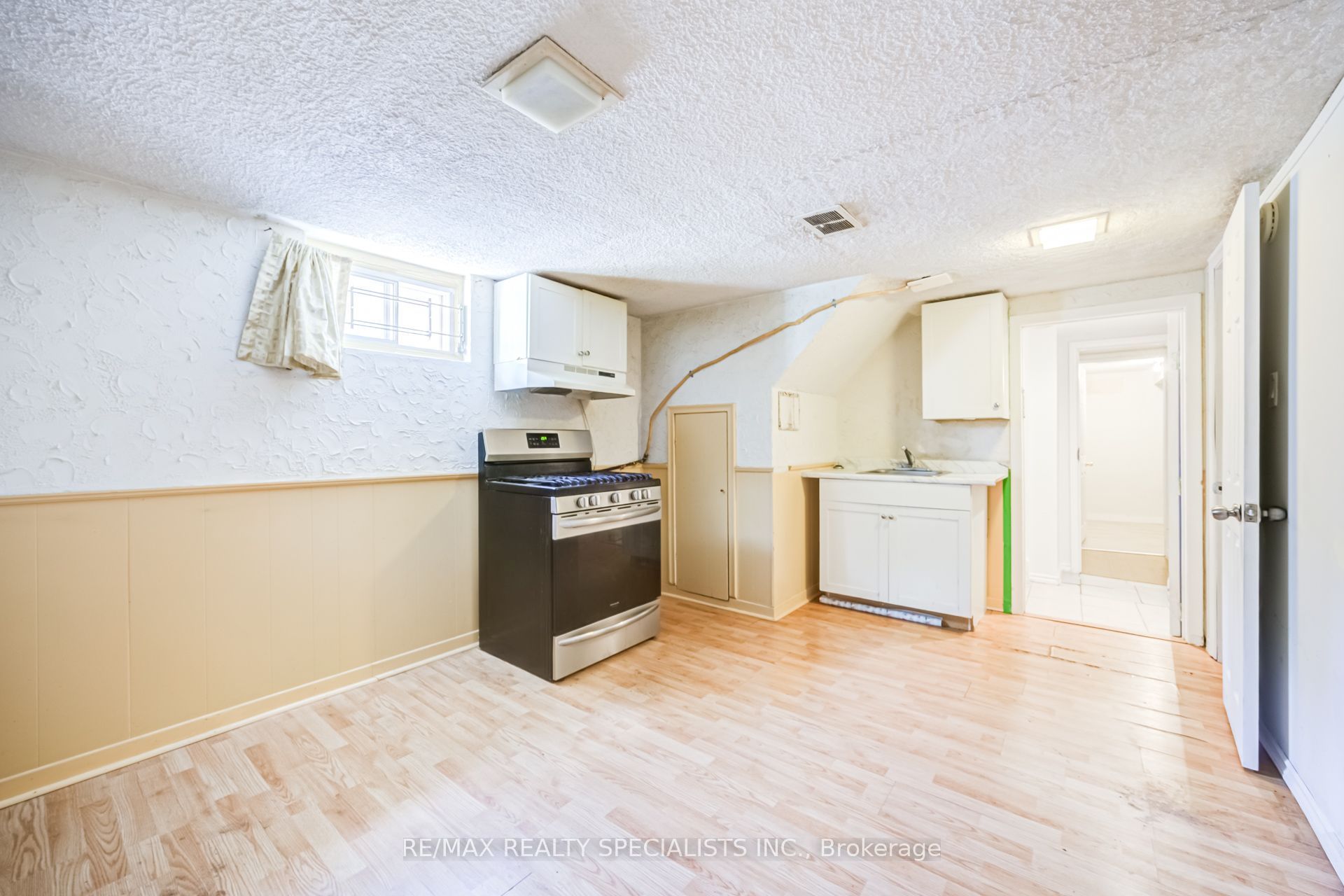 47 Singleton Road Property Photo 35
