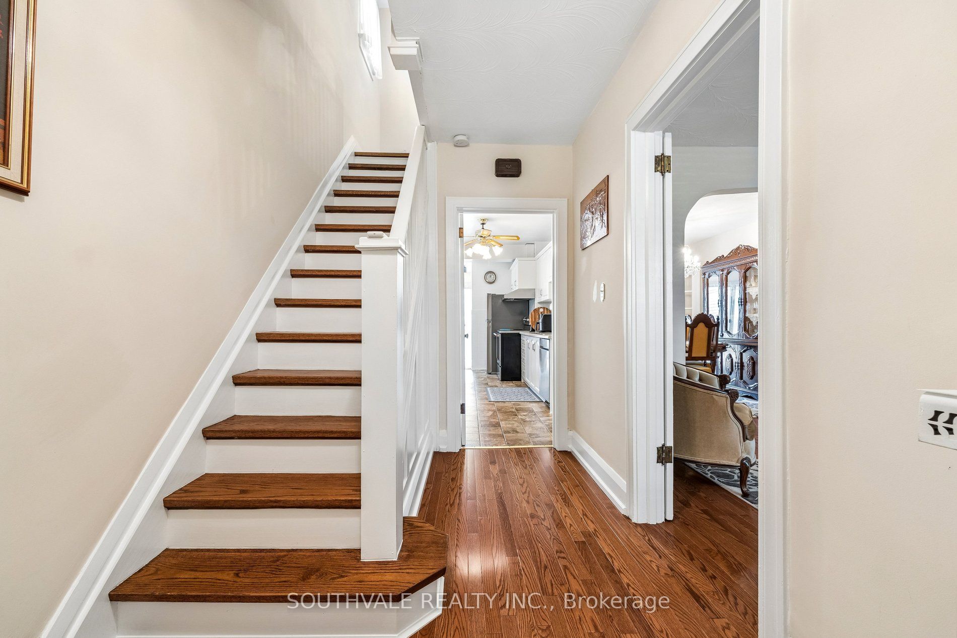 67 Kings Park Boulevard Property Photo 5