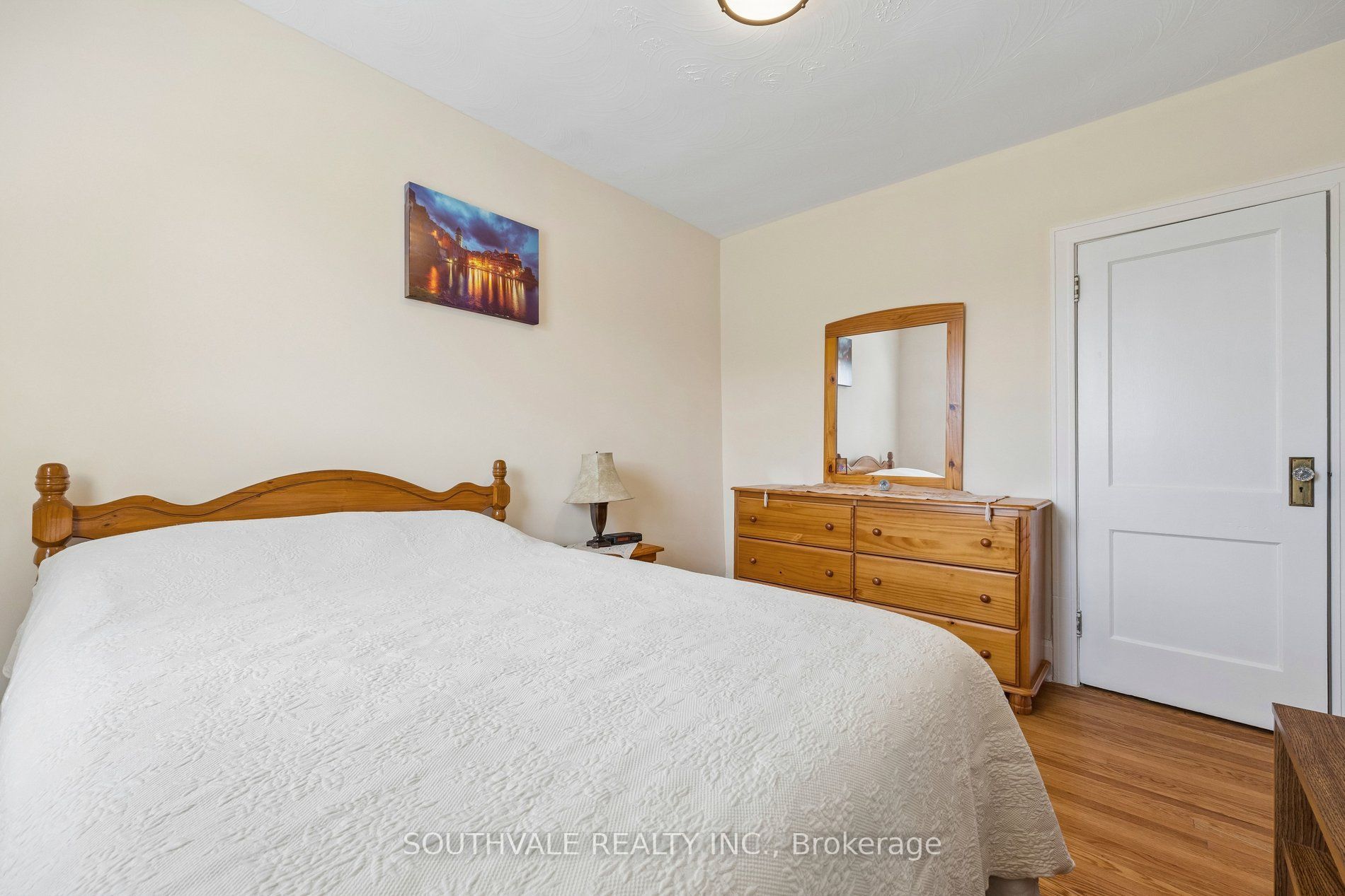 67 Kings Park Boulevard Property Photo 25