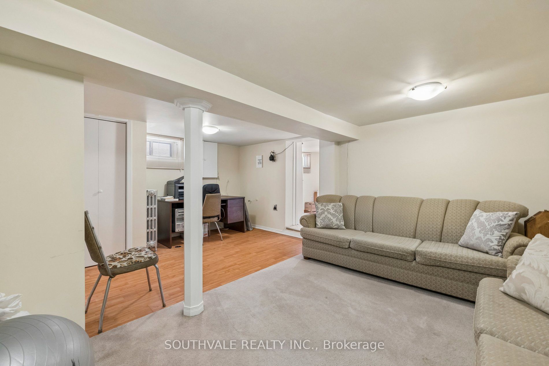 67 Kings Park Boulevard Property Photo 38