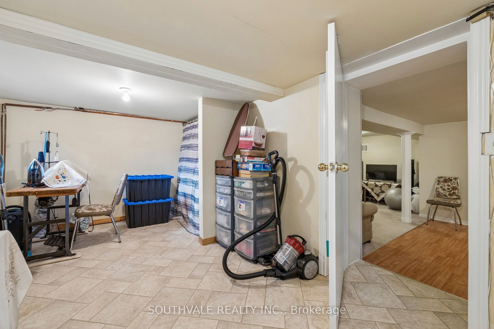 67 Kings Park Boulevard Property Photo 39