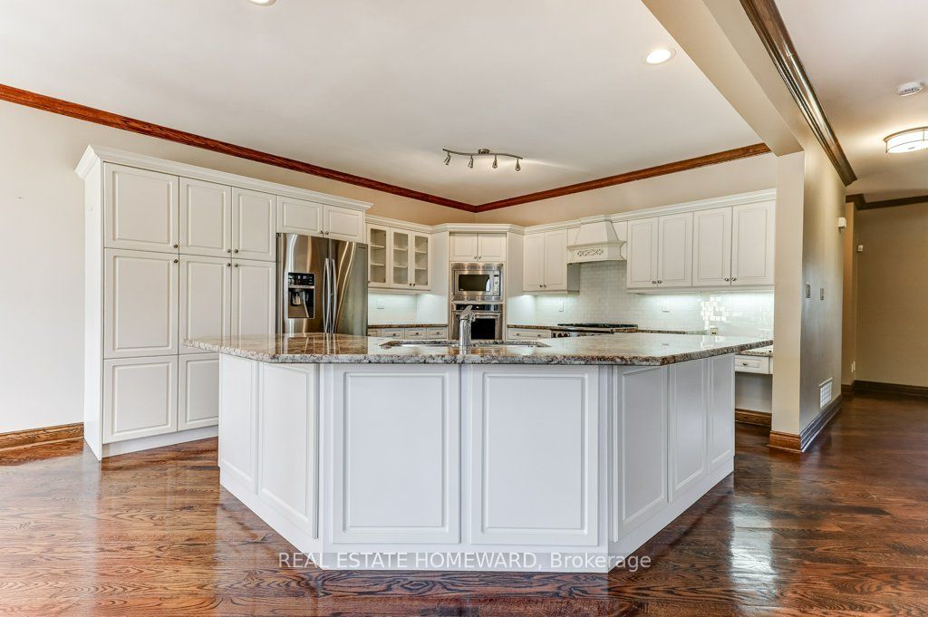 807 Primrose Court Property Photo 8