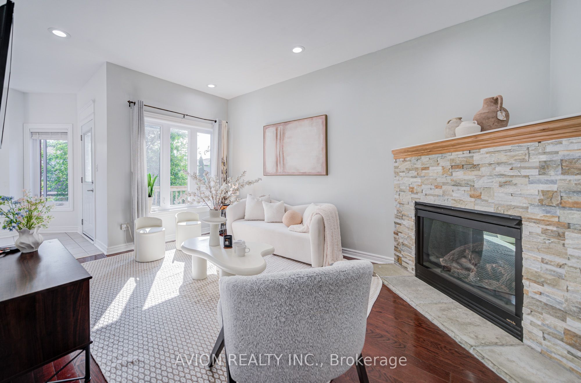 83 Stonebridge Boulevard Property Photo 17